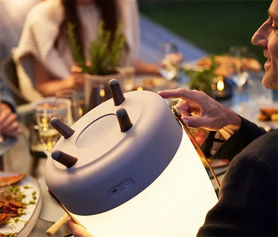 Design LED-Licht mit Bluetooth®-Lautsprecher