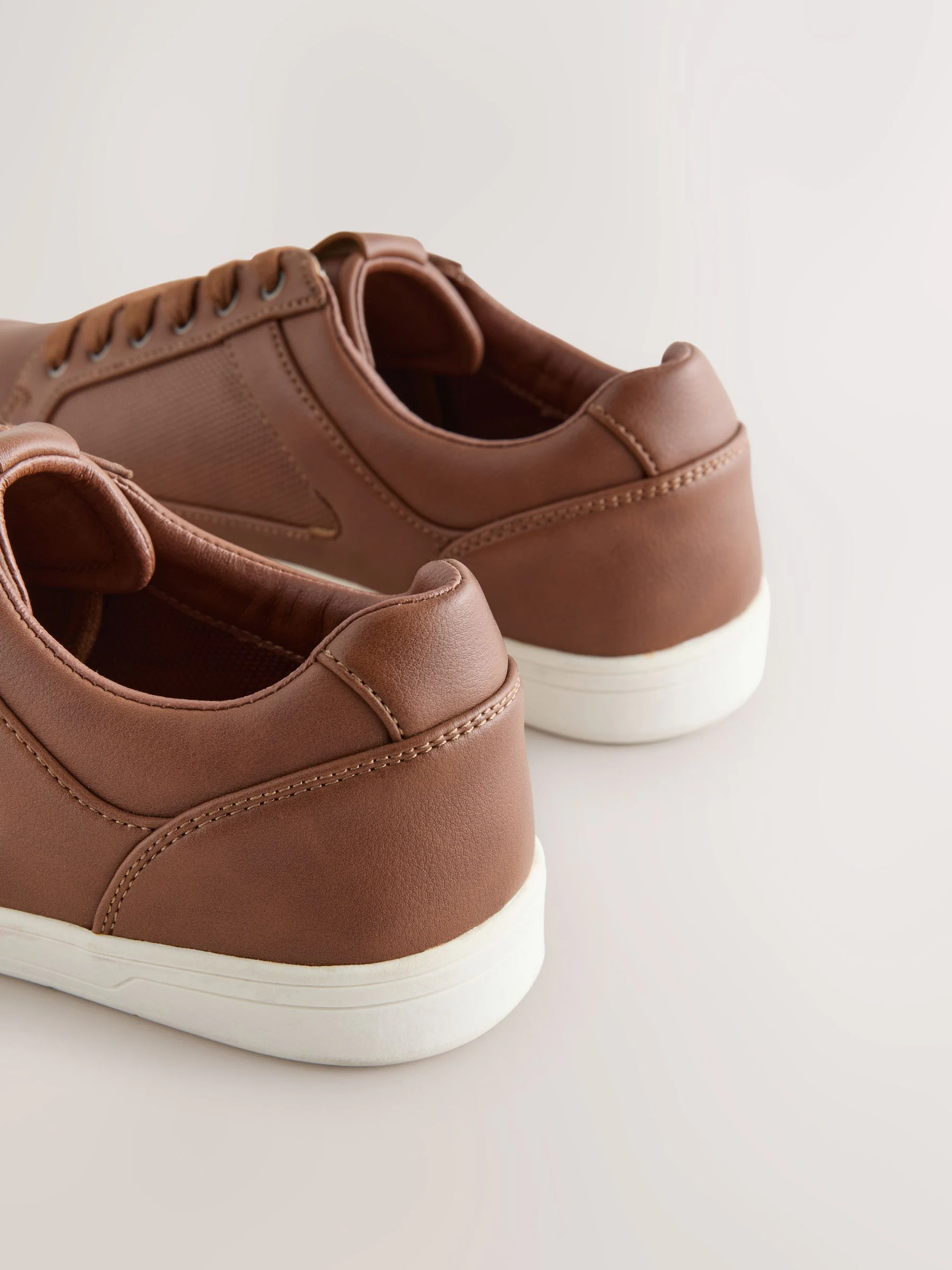 Lichtbruin - Modieus casual sneakers