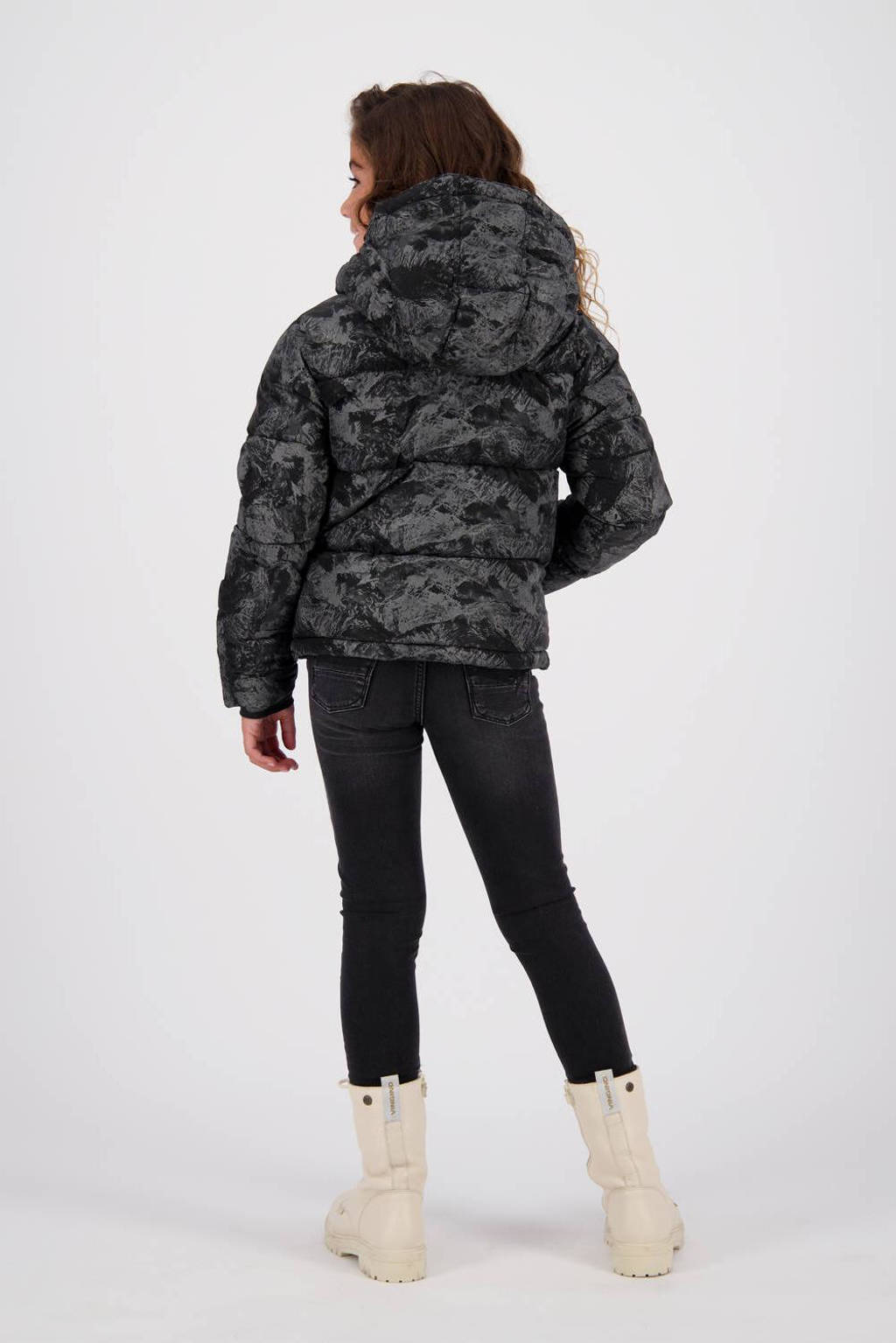 Vingino gewatteerde winterjas Tarinke met all over print zwart