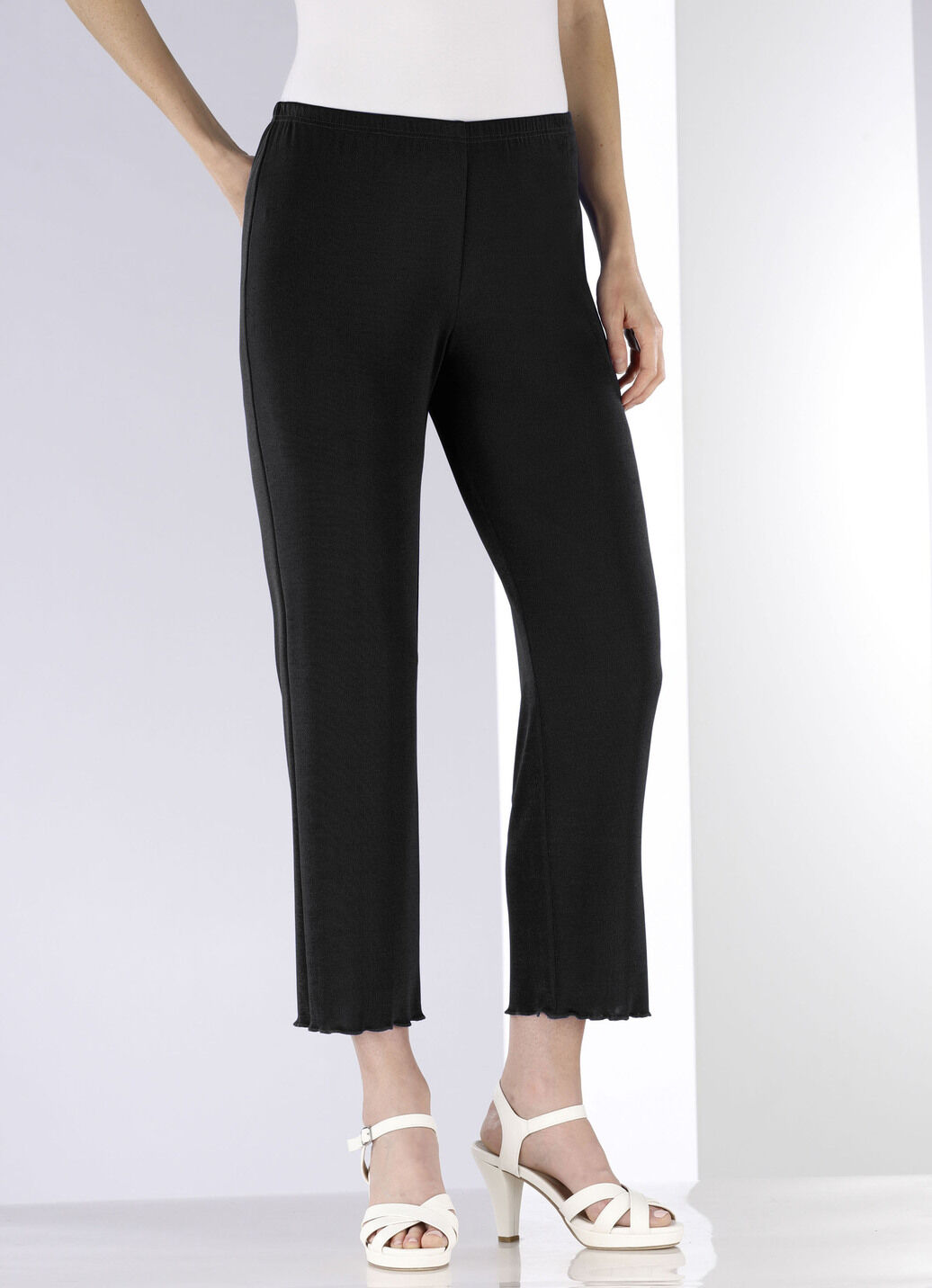 Weich fliessende, 7/8-lange Hose