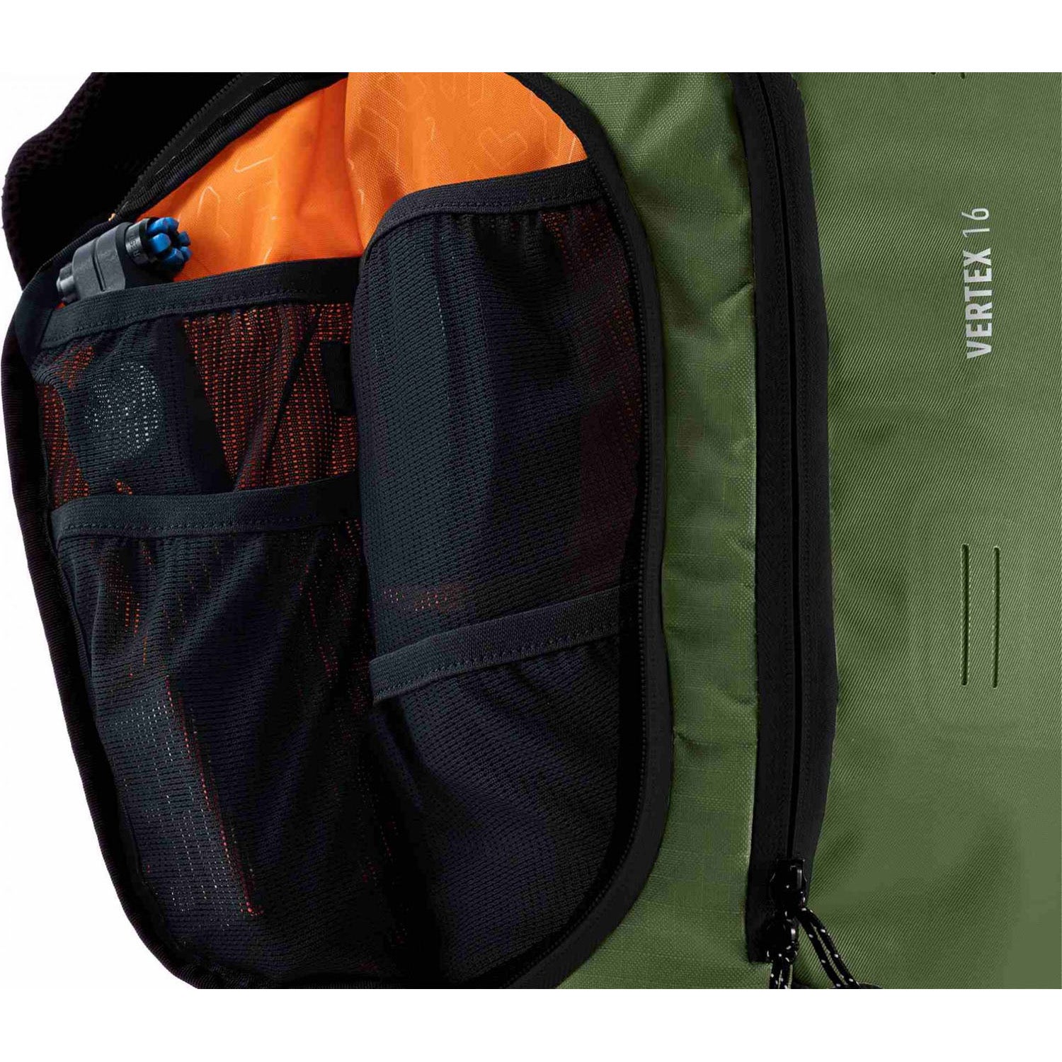 Cube  Backpack Vertex 16