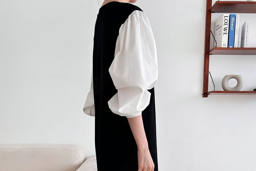 Chubby Girl - Midi-jurk met pofmouwen en twee kleuren