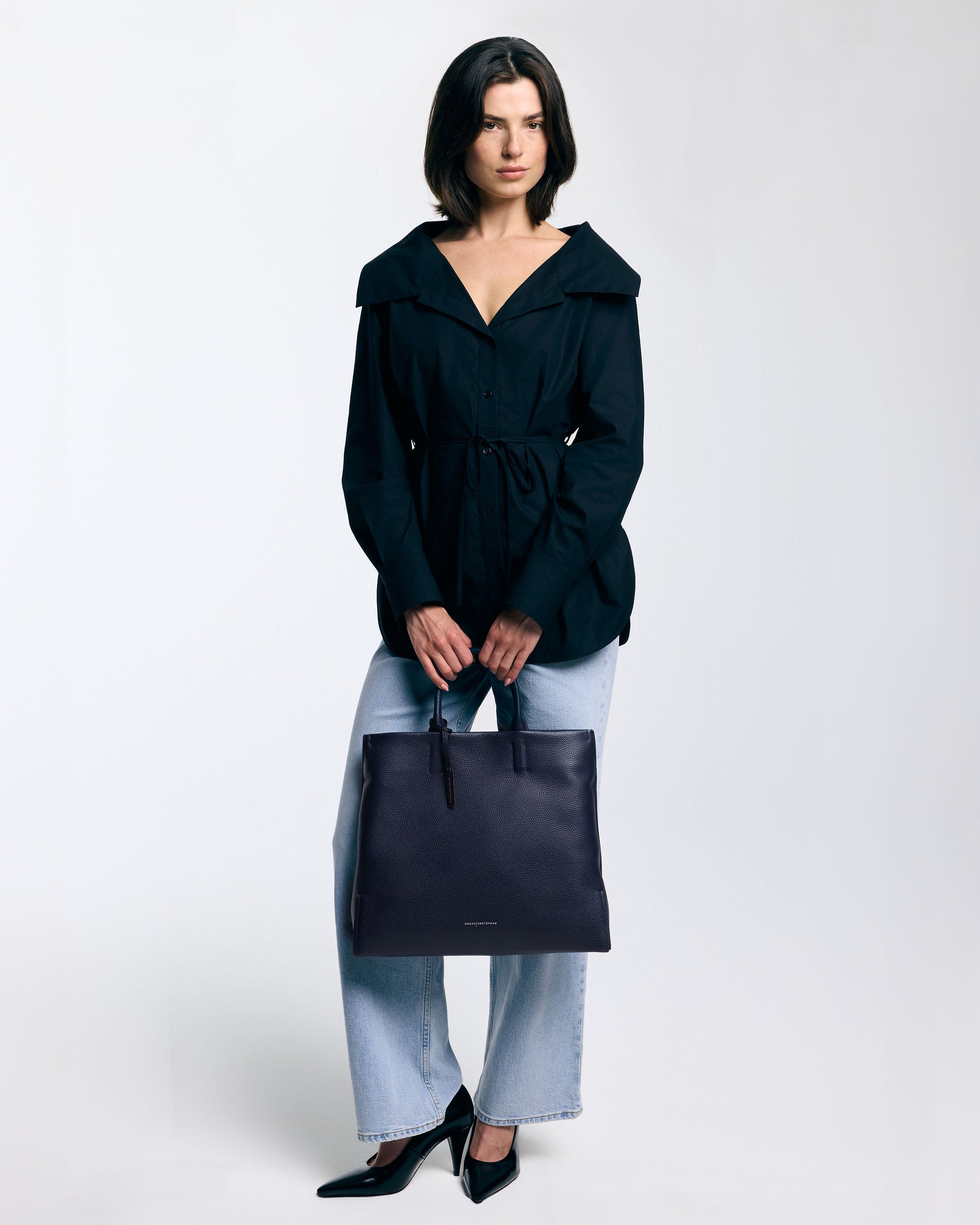 HILLY | NAVY