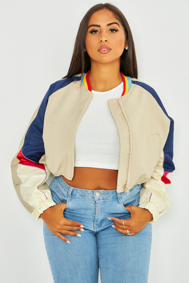 Veste courte beige colorée
