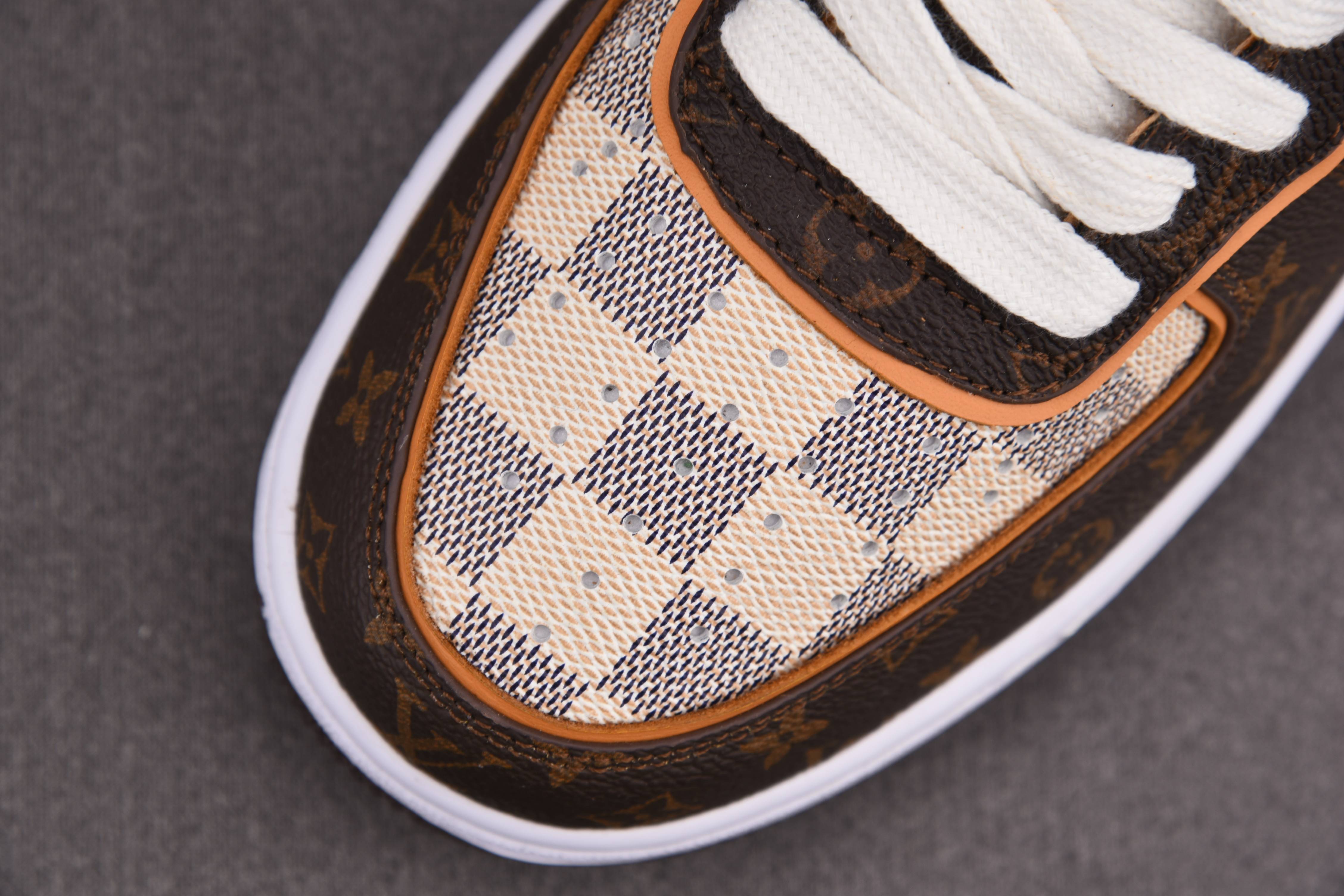 Nike Air Force 1 Low Louis Vuitton Monogram Brown Damier Azur 2 (Be careful about the size!!)