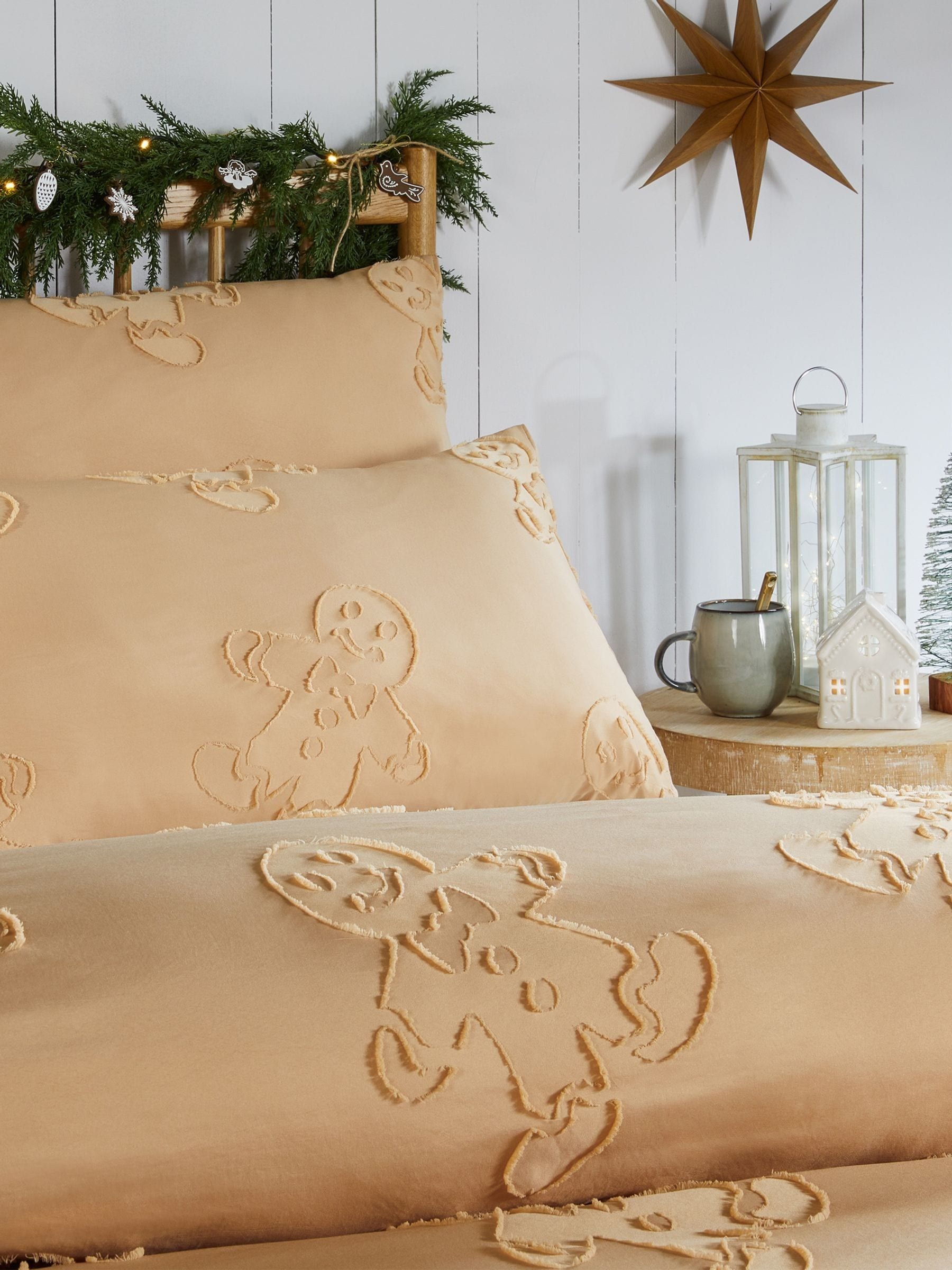 Duvet Day Gingebread Christmas Duvet Cover and Pillowcase Set