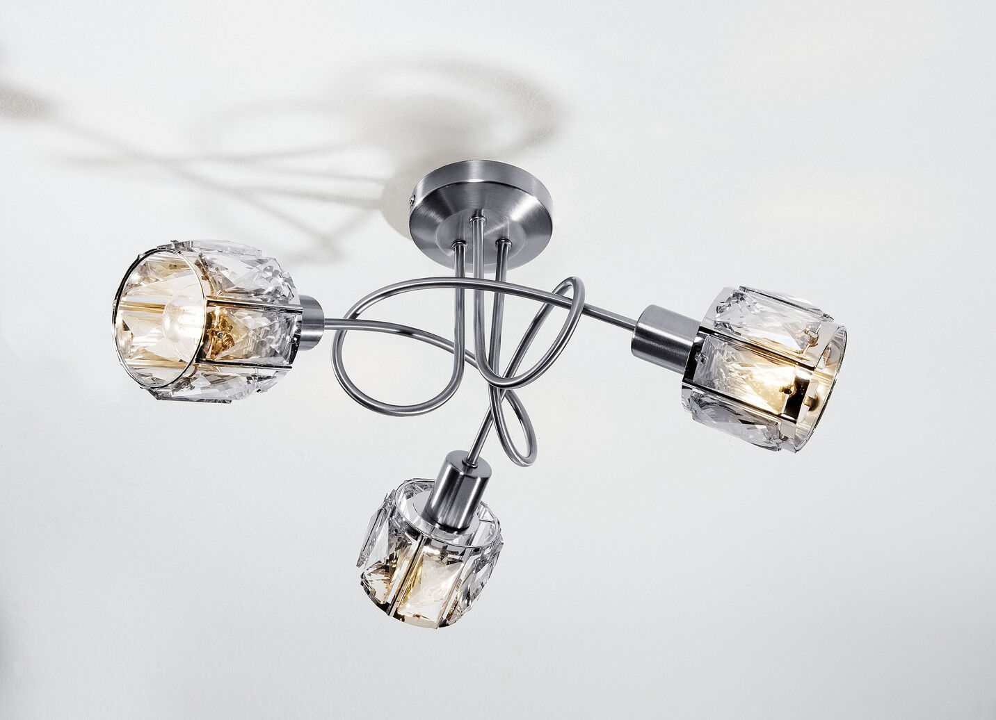 LED-Deckenlampe in verschiedenen Ausführungen