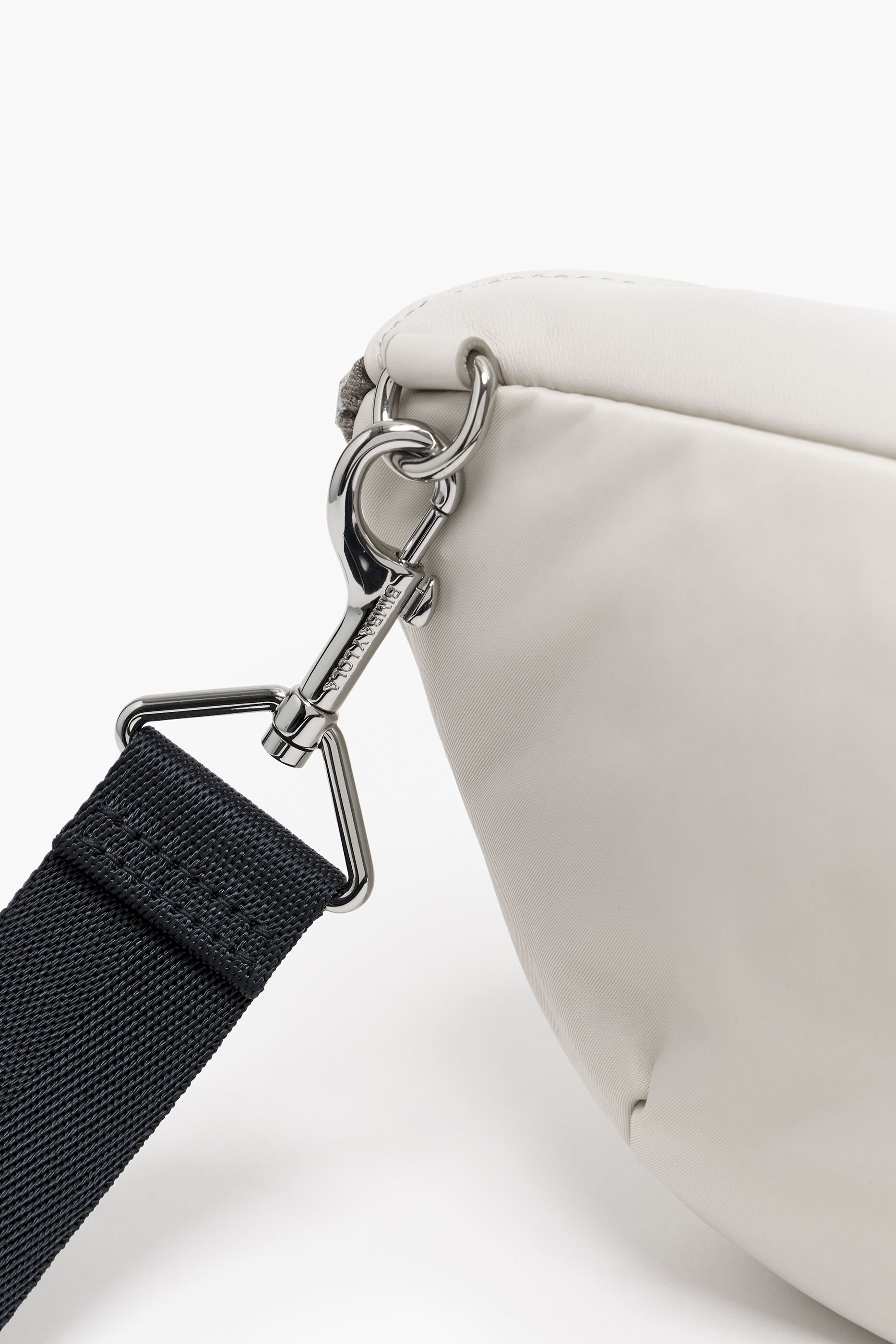 Pochete Pocket S em couro branco