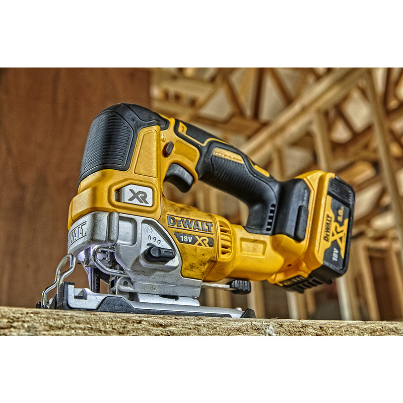 DeWALT DCS334P2-QW 18v XR decoupeerzaag 18V Li-ion