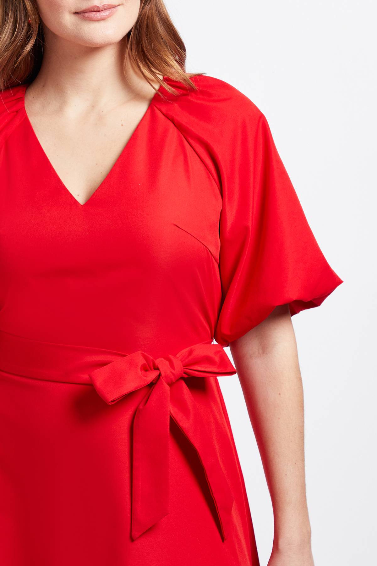 Wallis Robe Midi À Manches Bouffantes Avec Finitions En Dentelle