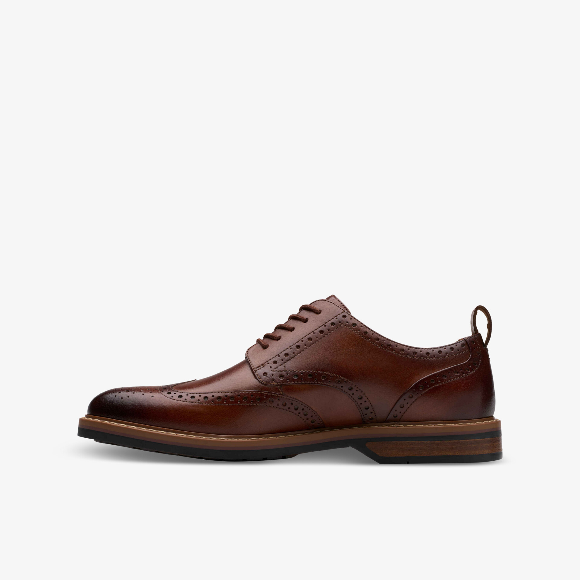 Clarks Aldwin Limit Mid Tan Lea Herren Schnürer cognac