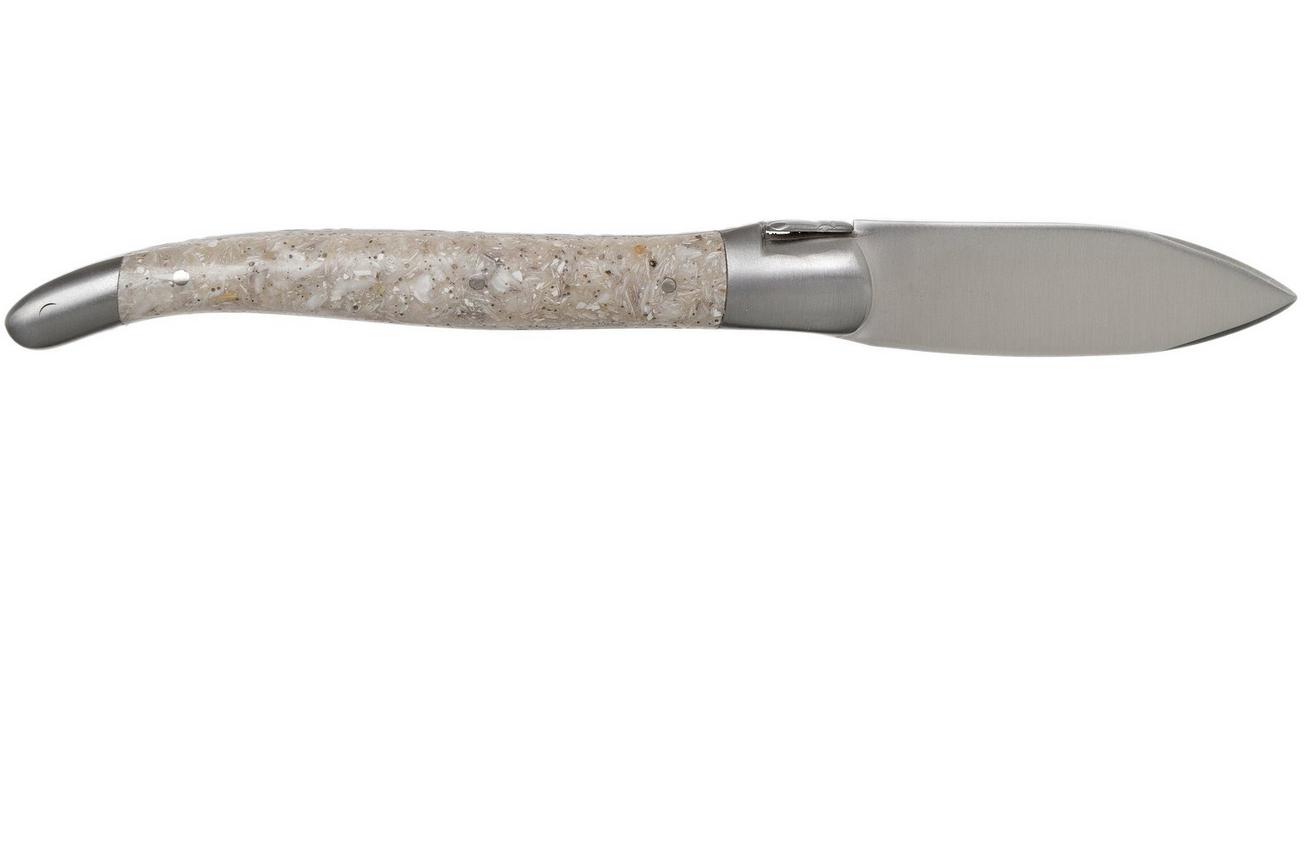 Laguiole en Aubrac Oyster C2I99CQHI oestermes oesterschelp
