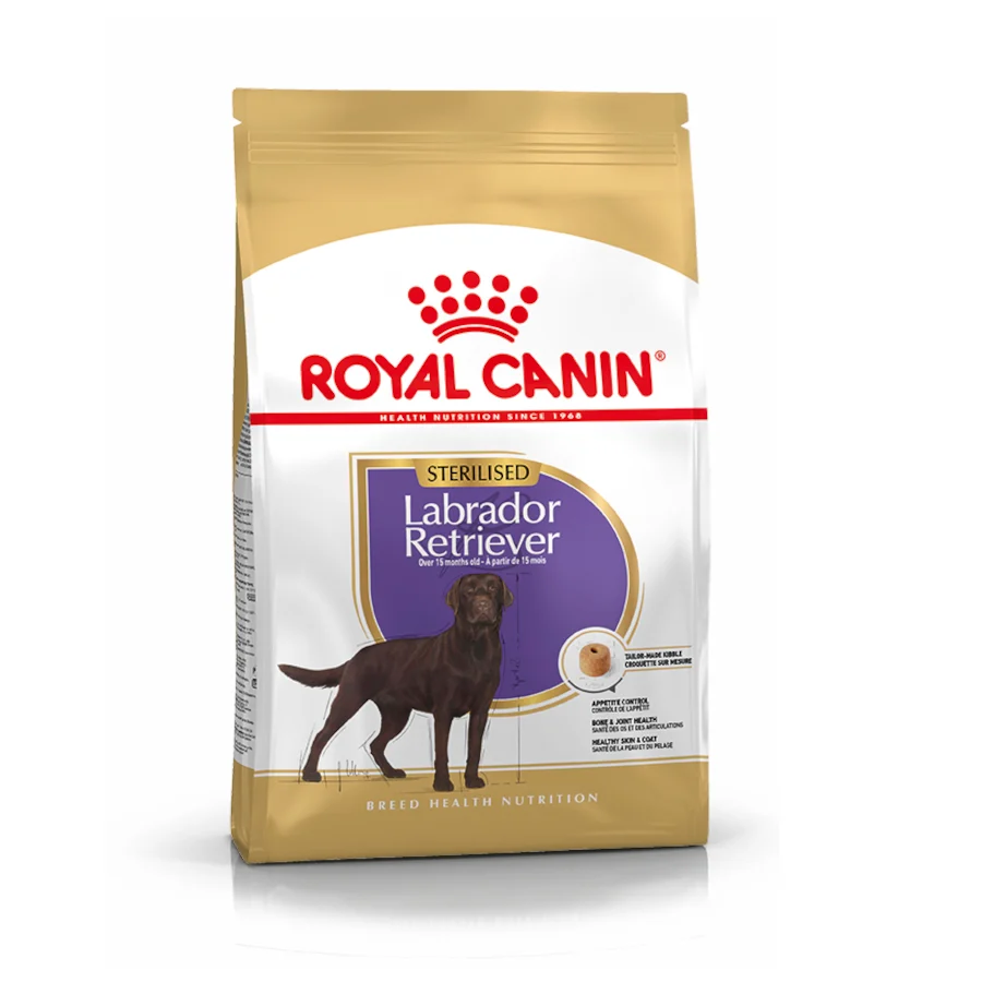 Ração esterilizada Royal Canin para cães adultos da raça Labrador.