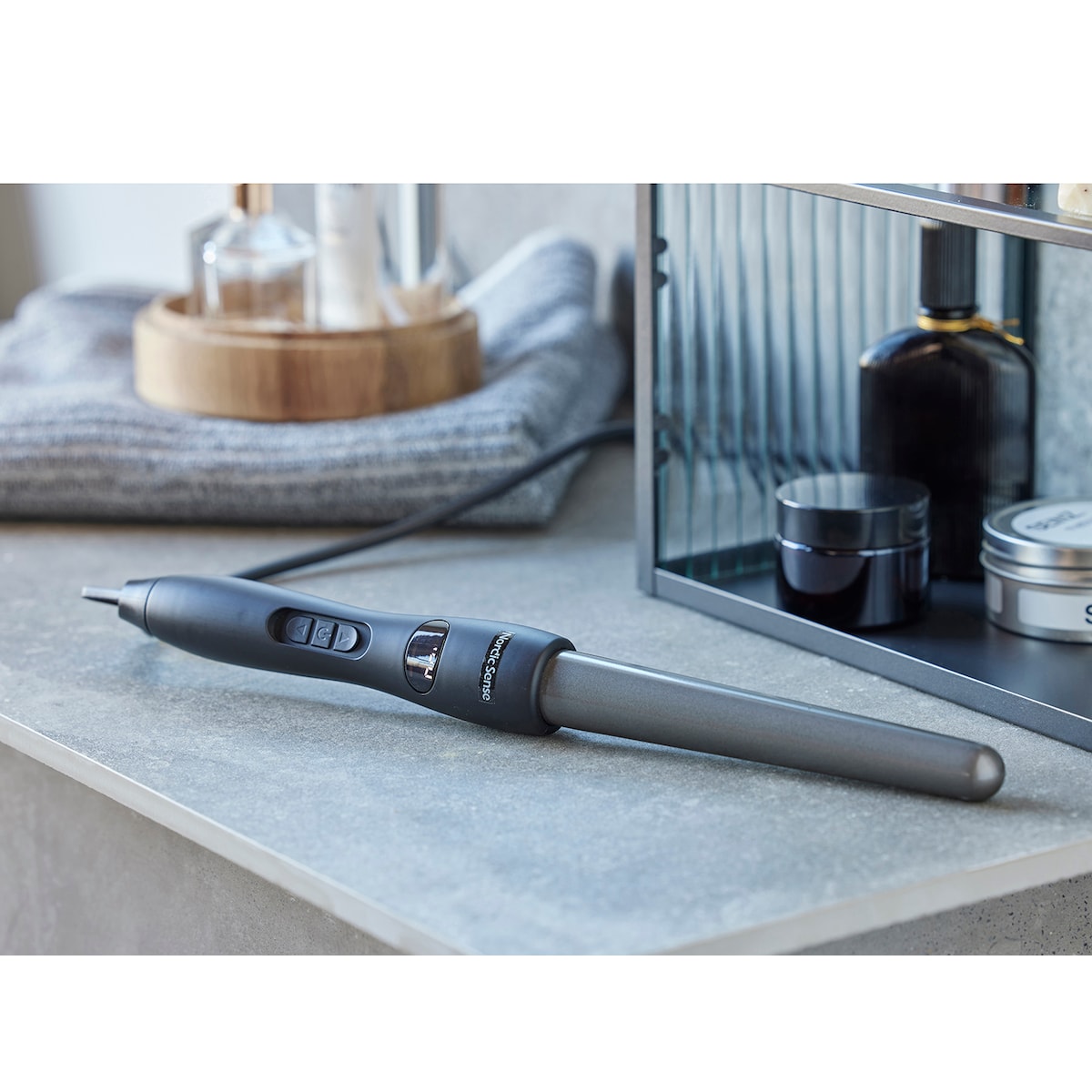 Nordic Sense Curling iron 56 watt Black