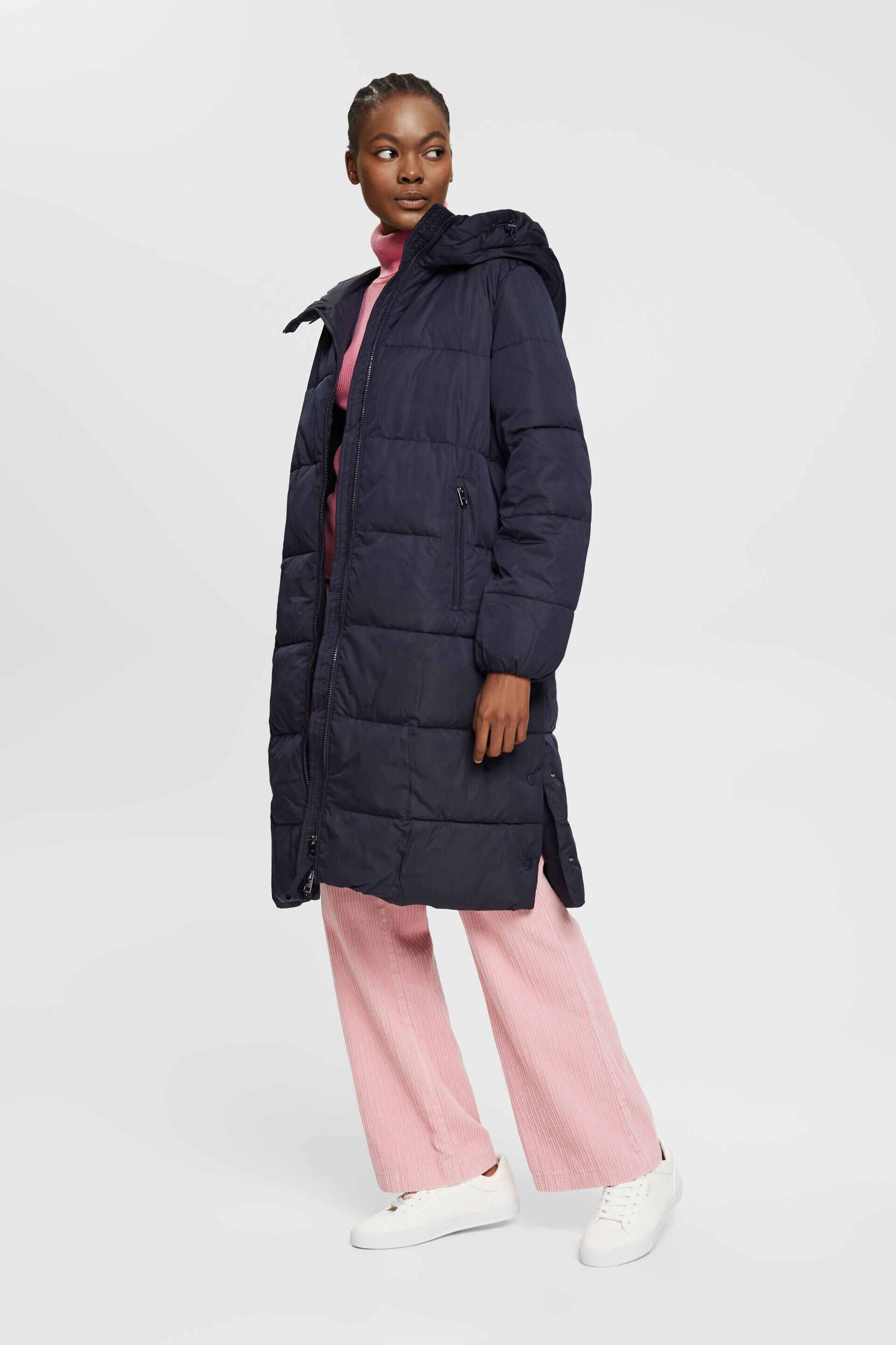 Manteau matelassé avec capuche à cordon coulissant sous tunnel
