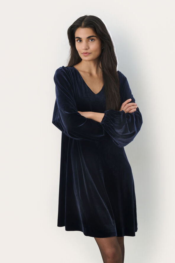Part Two MadiPW DR Dark navy