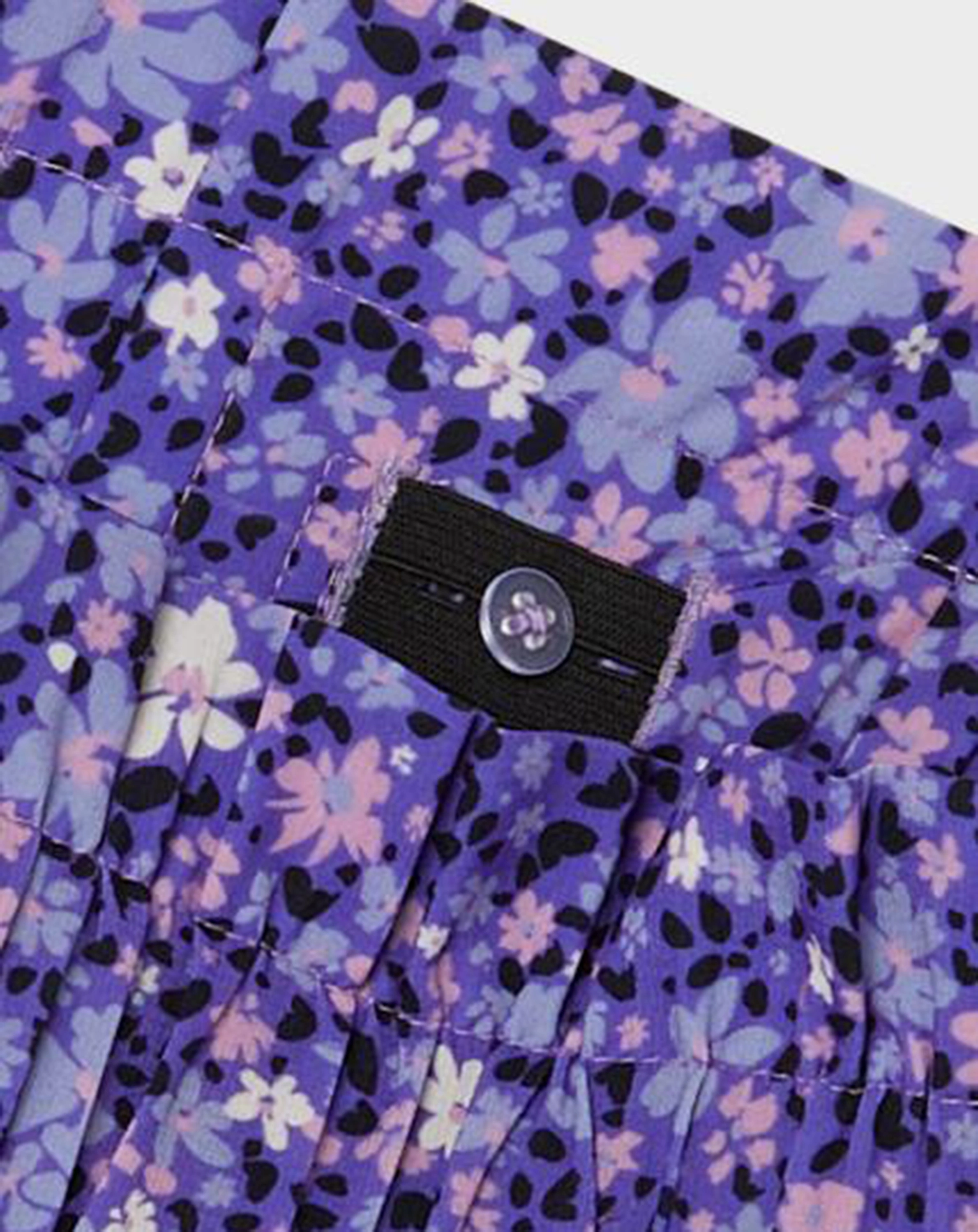 Paperbag-Shorts NKFFANN geblümt in purple opulence