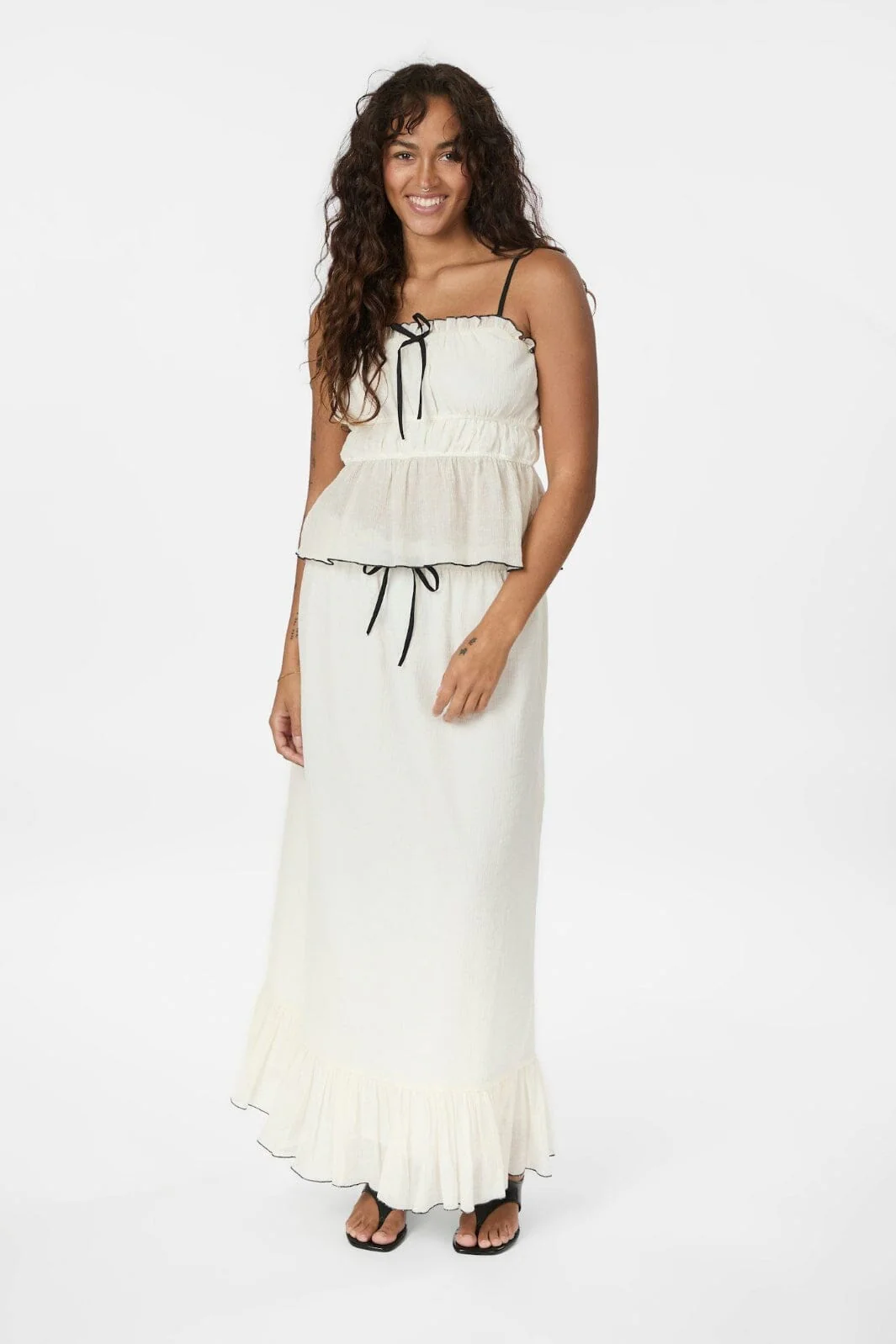 Neo Noir Ariella Crepe Skirt 165814
