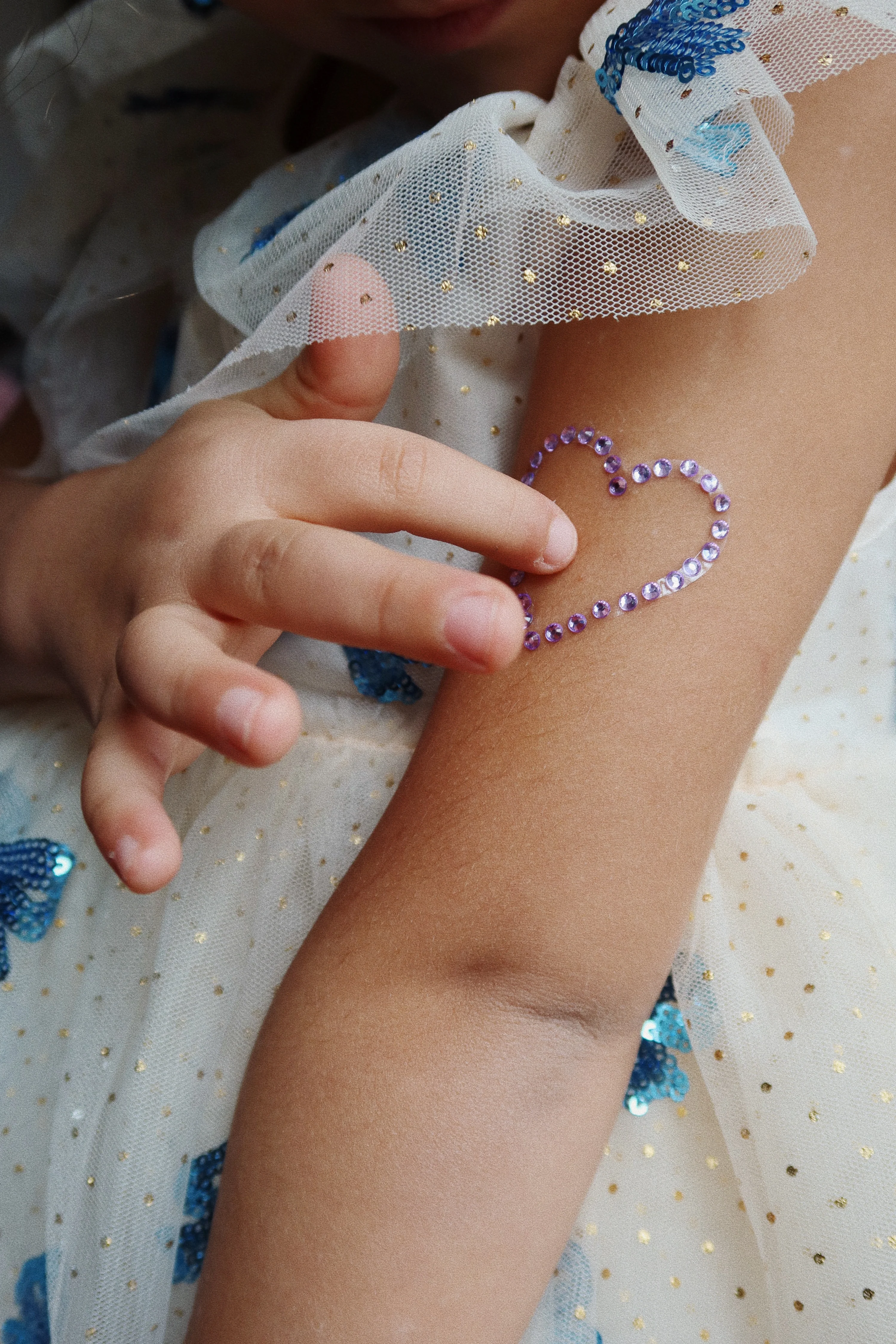 ÆDELSTEN OG TATOVERINGER - GIRL - OS