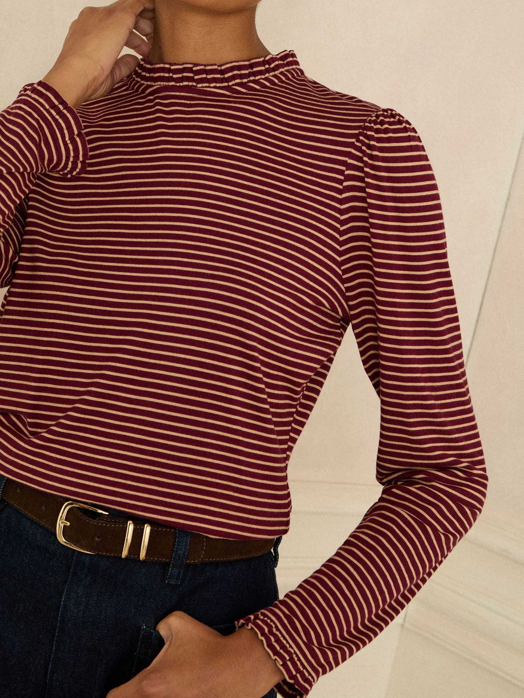 Burgundy Red And Beige Stripe - Love & Roses jersey top met ruches aan de hals en lange mouwen