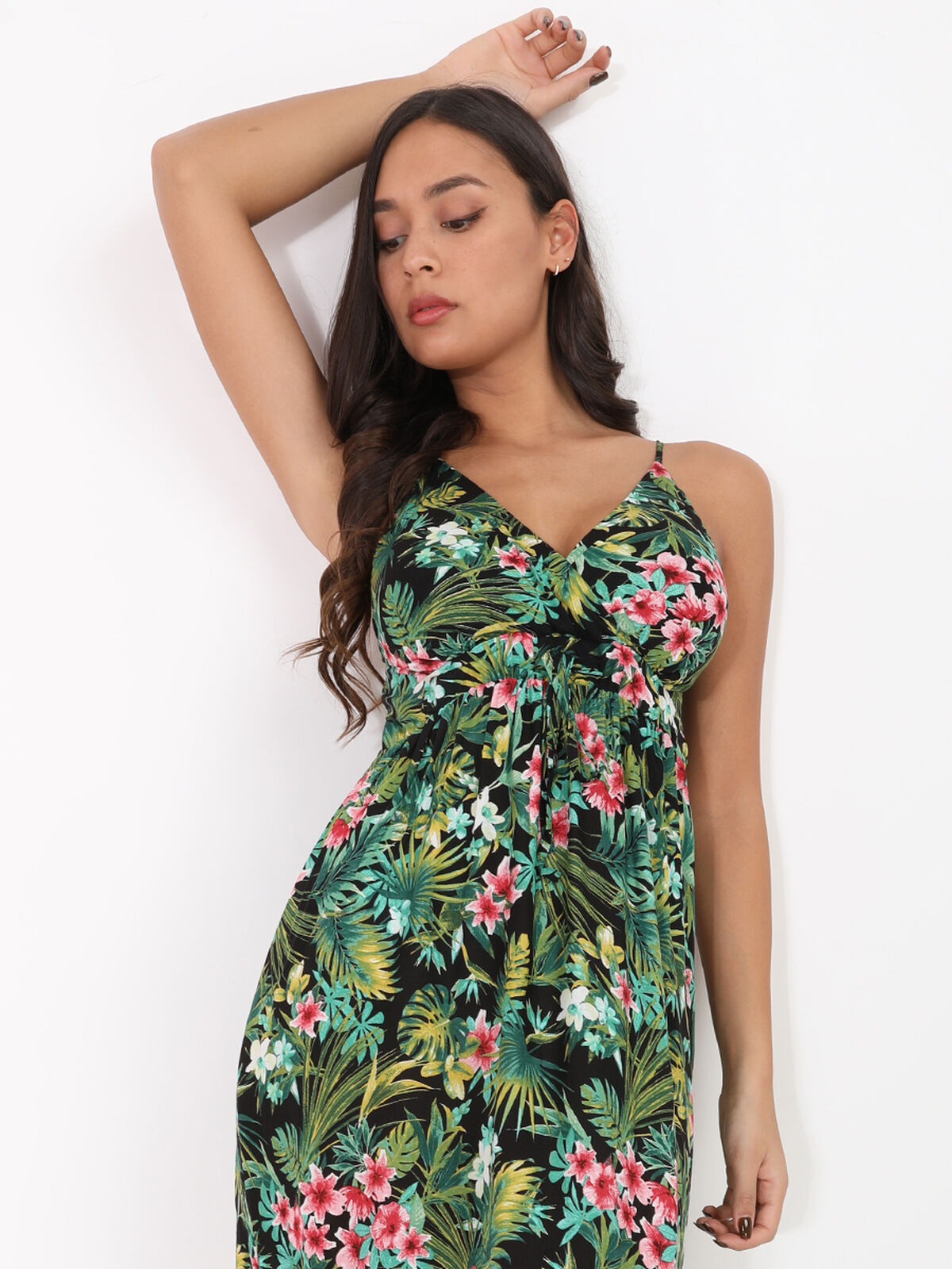 Robe longue à bretelles et motif tropical- Noir