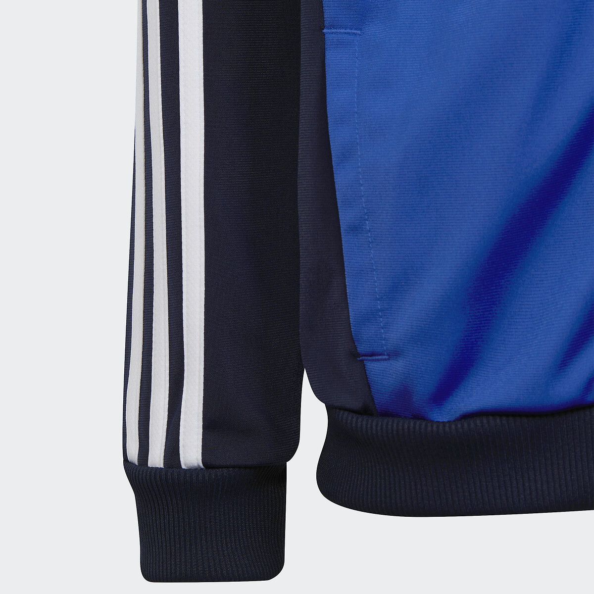 ROUPAS ESPORTIVAS ADIDAS<br>Roupa de treino
