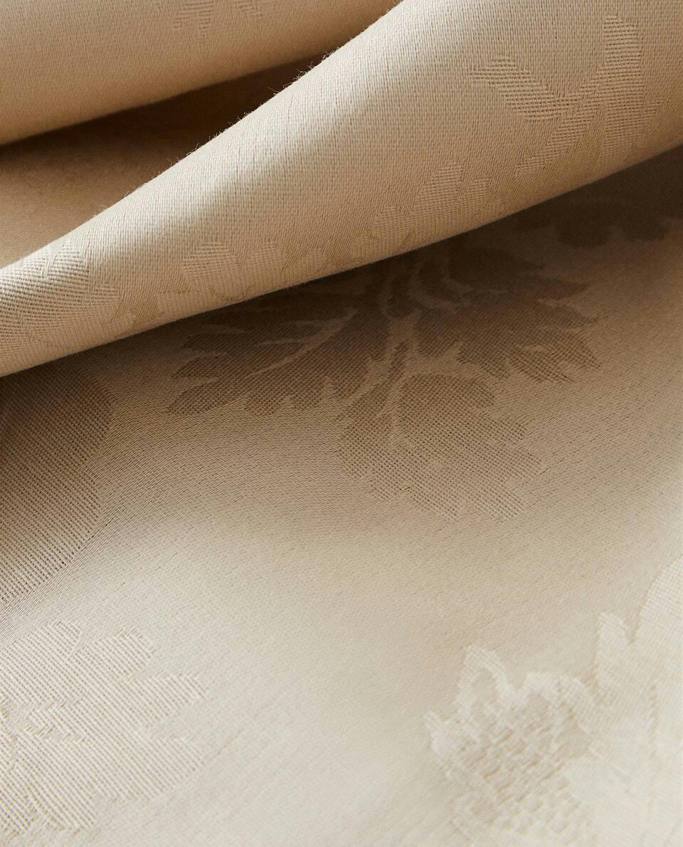 TOALHA DE MESA FLORAL JACQUARD
