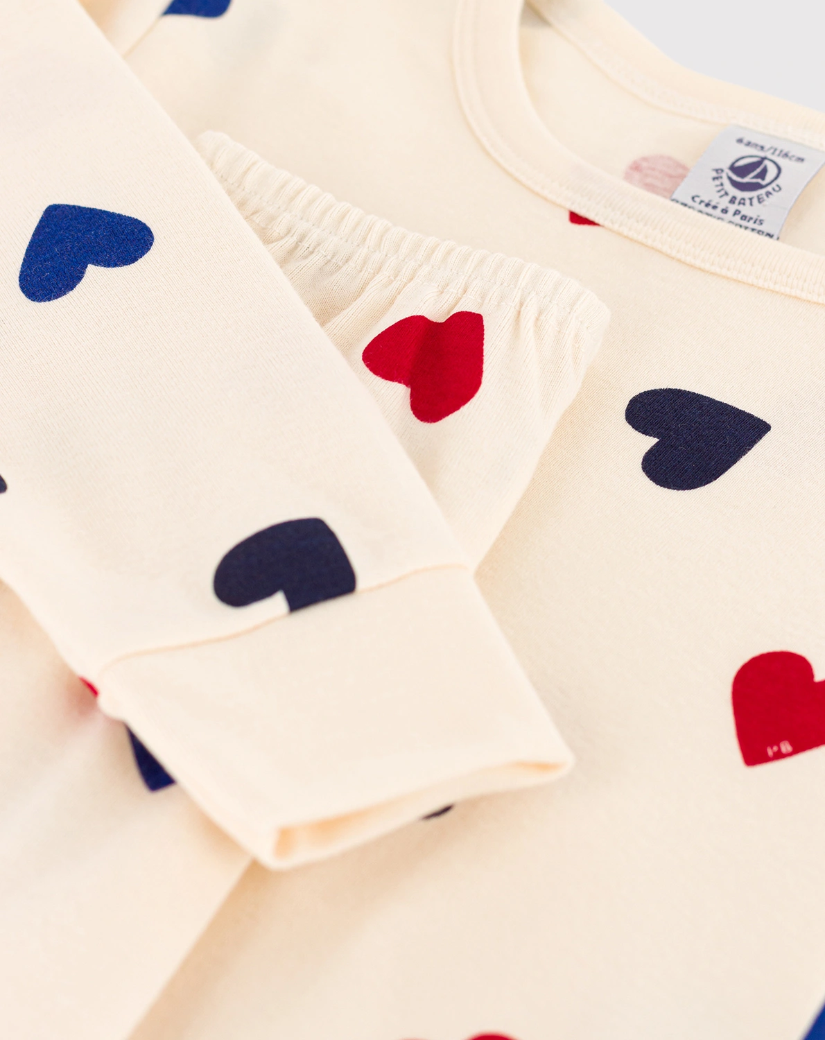 Schlafanzug HEARTS lang in beige