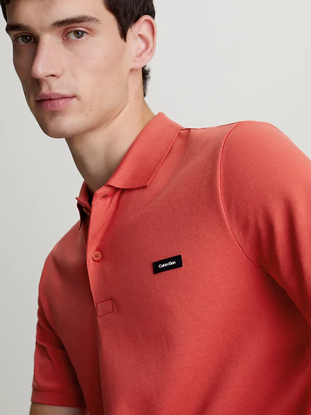 Camisa polo de corte justo com gola elástica em piqué
