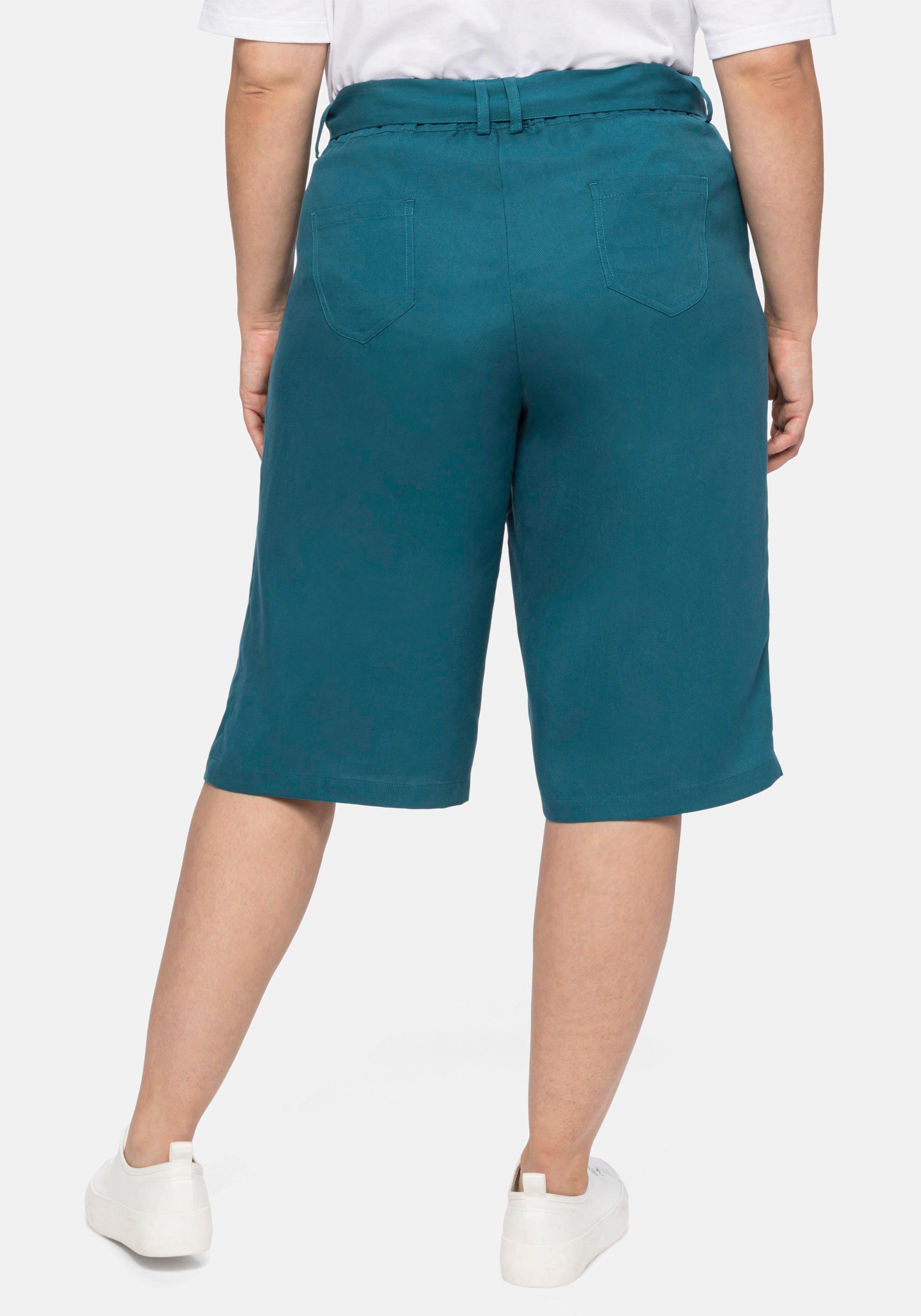 Bermudas mit Stoffgürtel, aus TENCEL™ Lyocell
