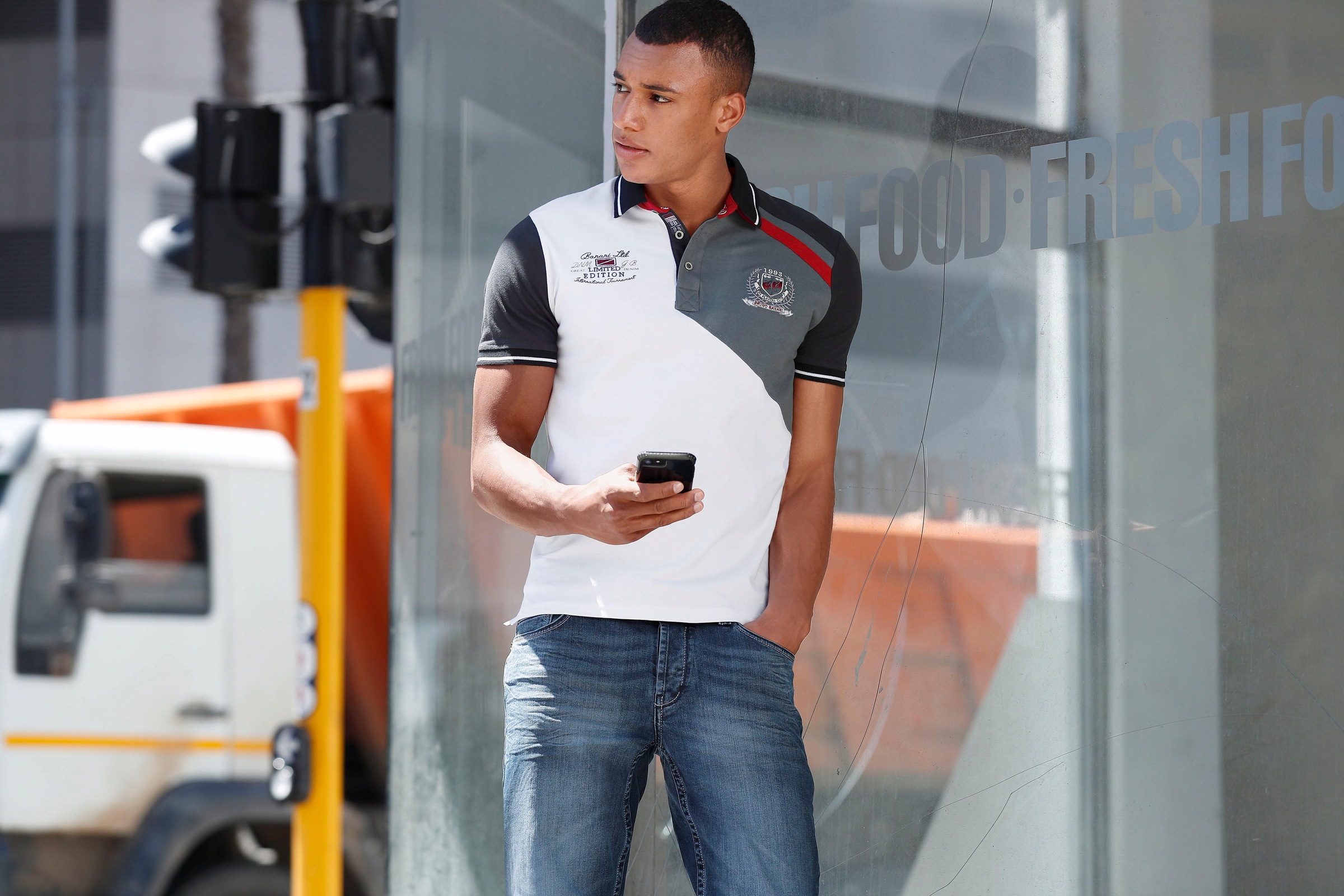 Bruno Banani Poloshirt , Kurzarm,  körpernahe Passform,  unifarben,  mit Polokragen