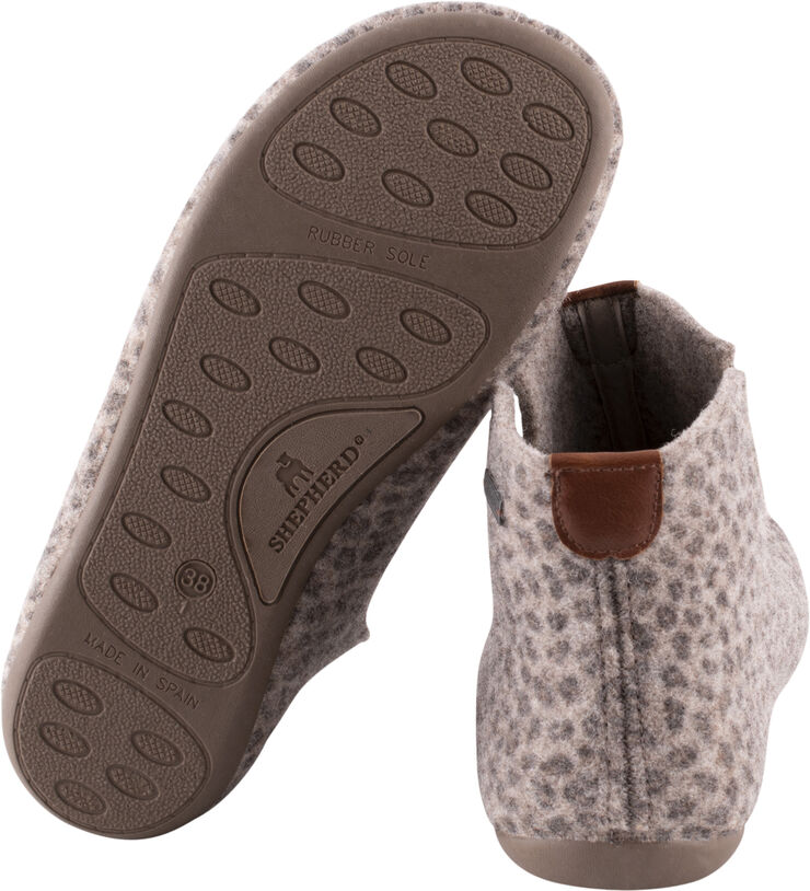 Shepherd of Sweden ESTER Leopard