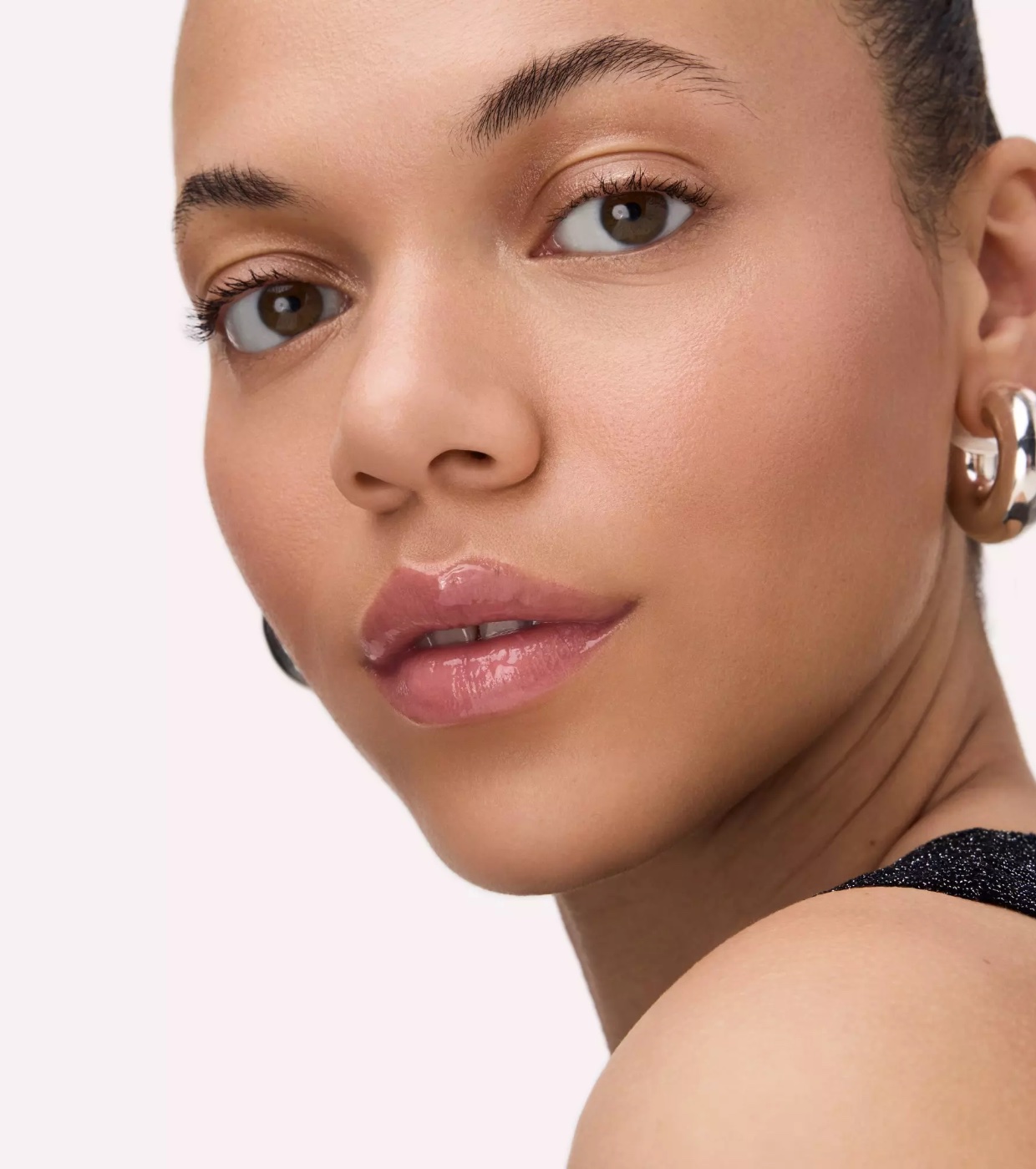 Catrice - Bálsamo labial com cor Peptide Bliss Glossy - 010: Life In Rosé