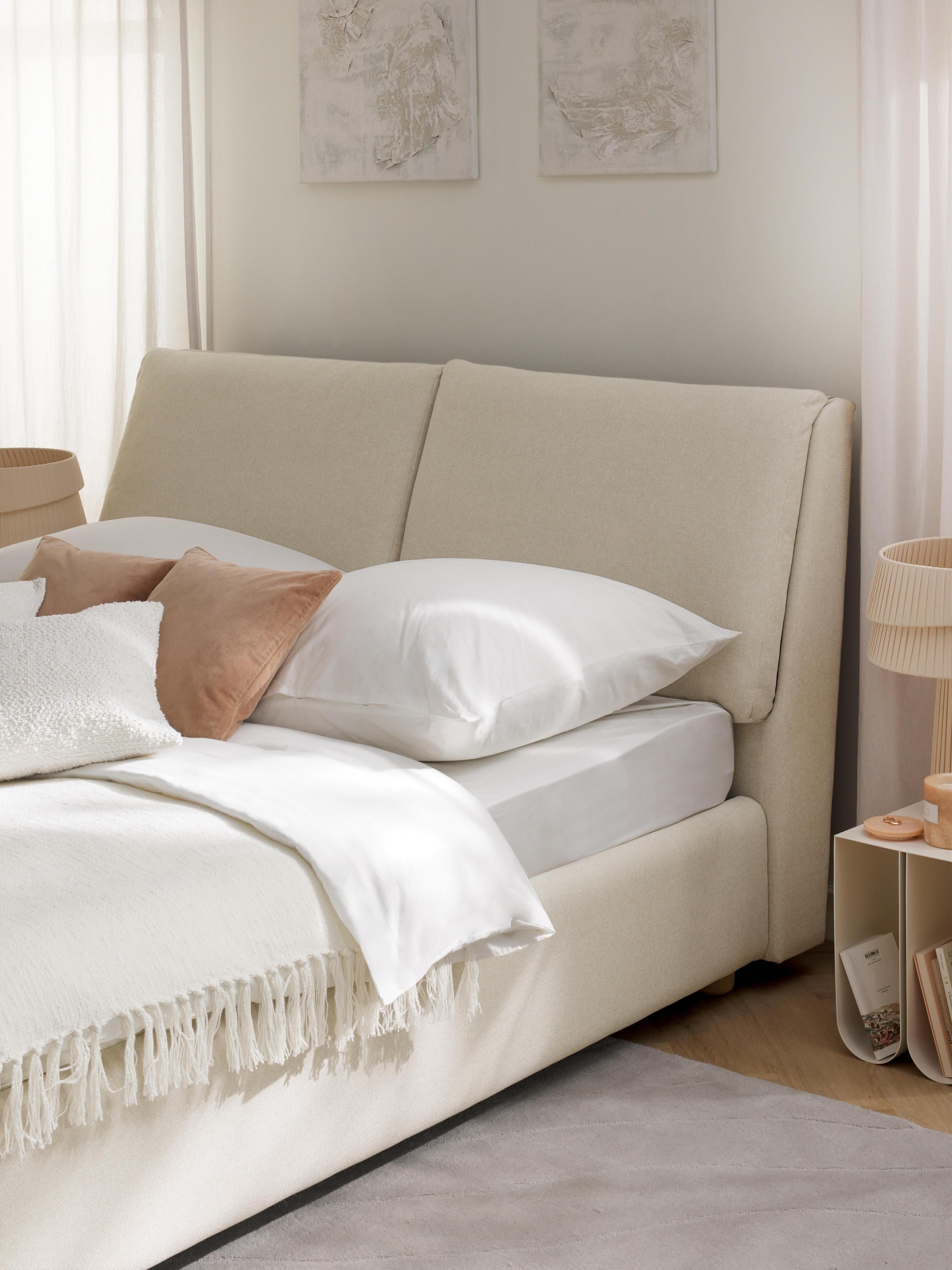 Gestoffeerd bed Laura