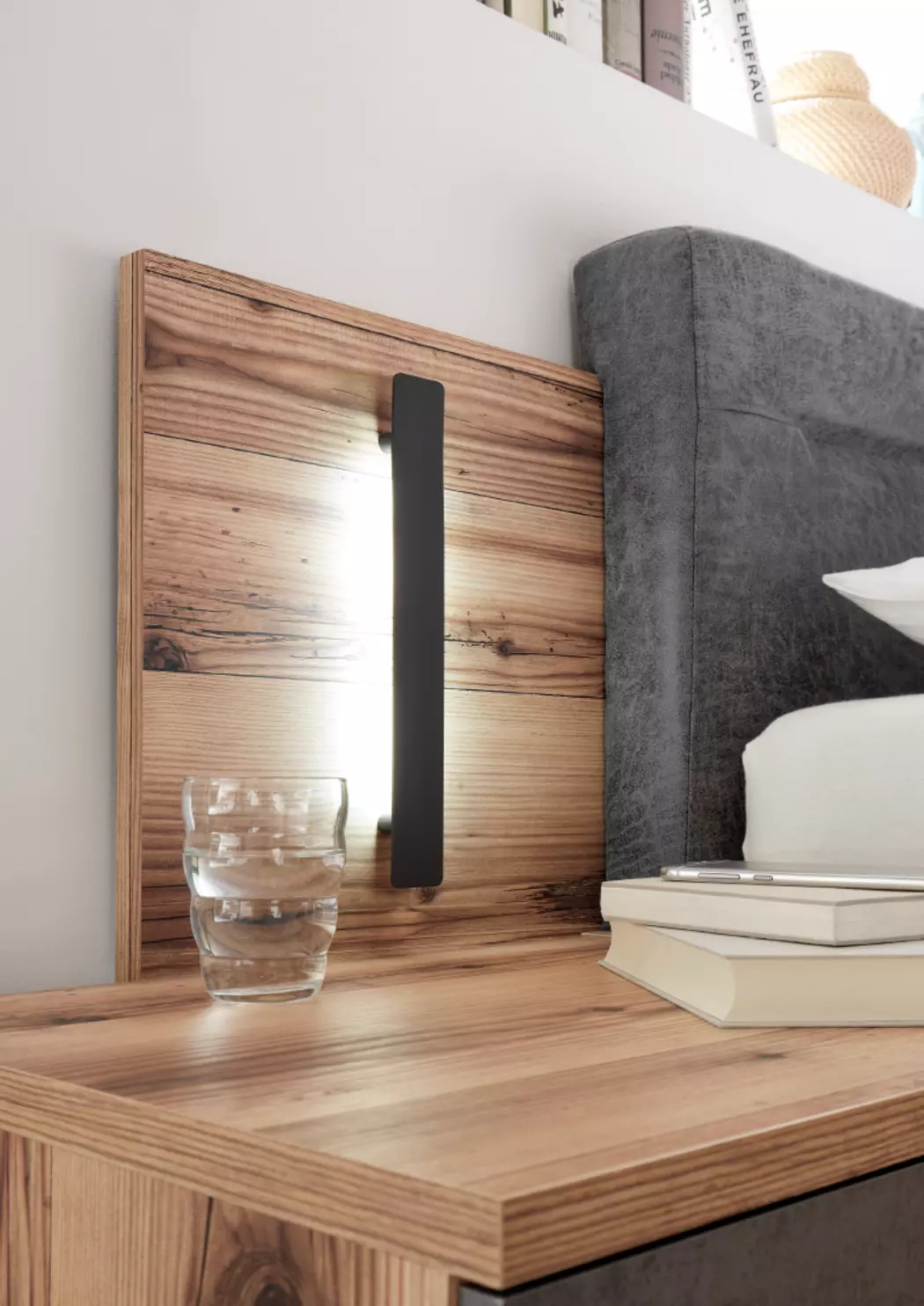 Bett mit Nachttischen Sarnia 180 x 200 cm