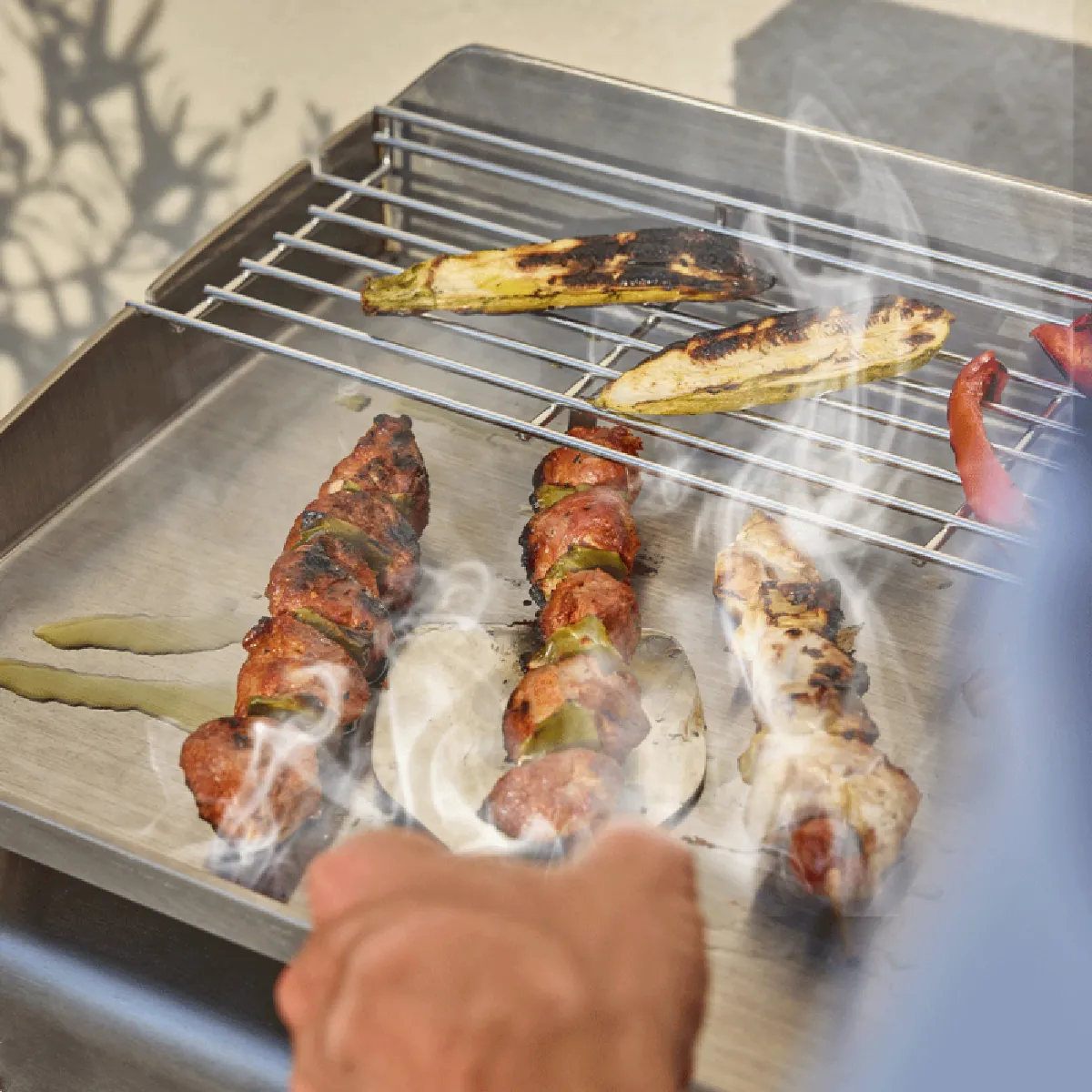Plancha Silvia EVO 4 Feux - BRASERO - Plaque inox de 84 x 34 cm - Piezo intégré - Tiroir graisse avec jauge de niveau - 10,6 kW