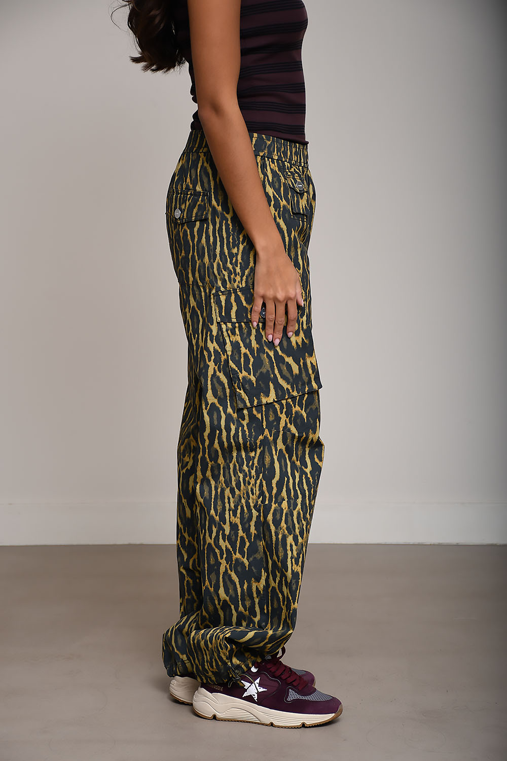 Printed stretch cargo pants