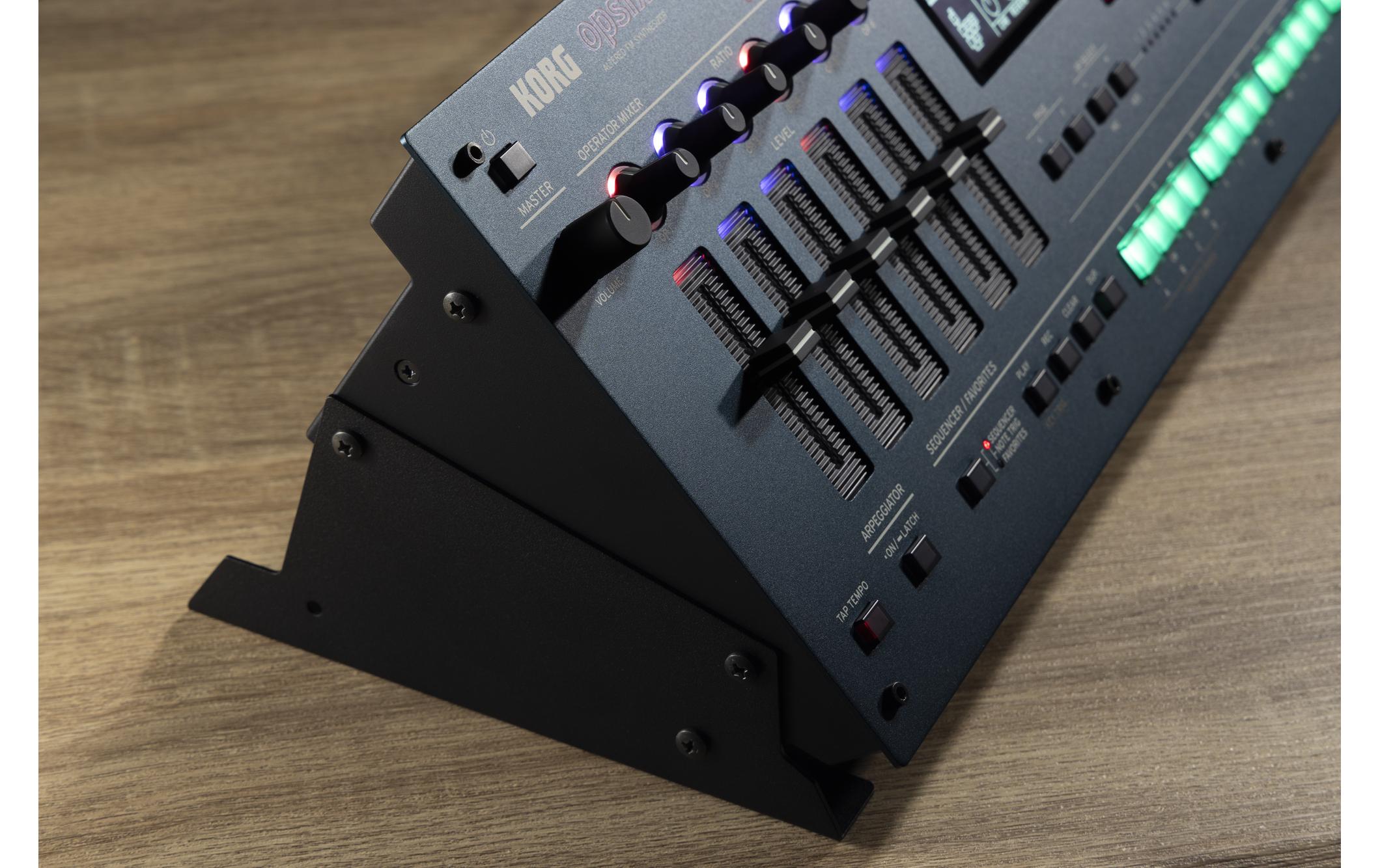 Synthesizer opsix module<br>Altered FM Synthesizer Modul