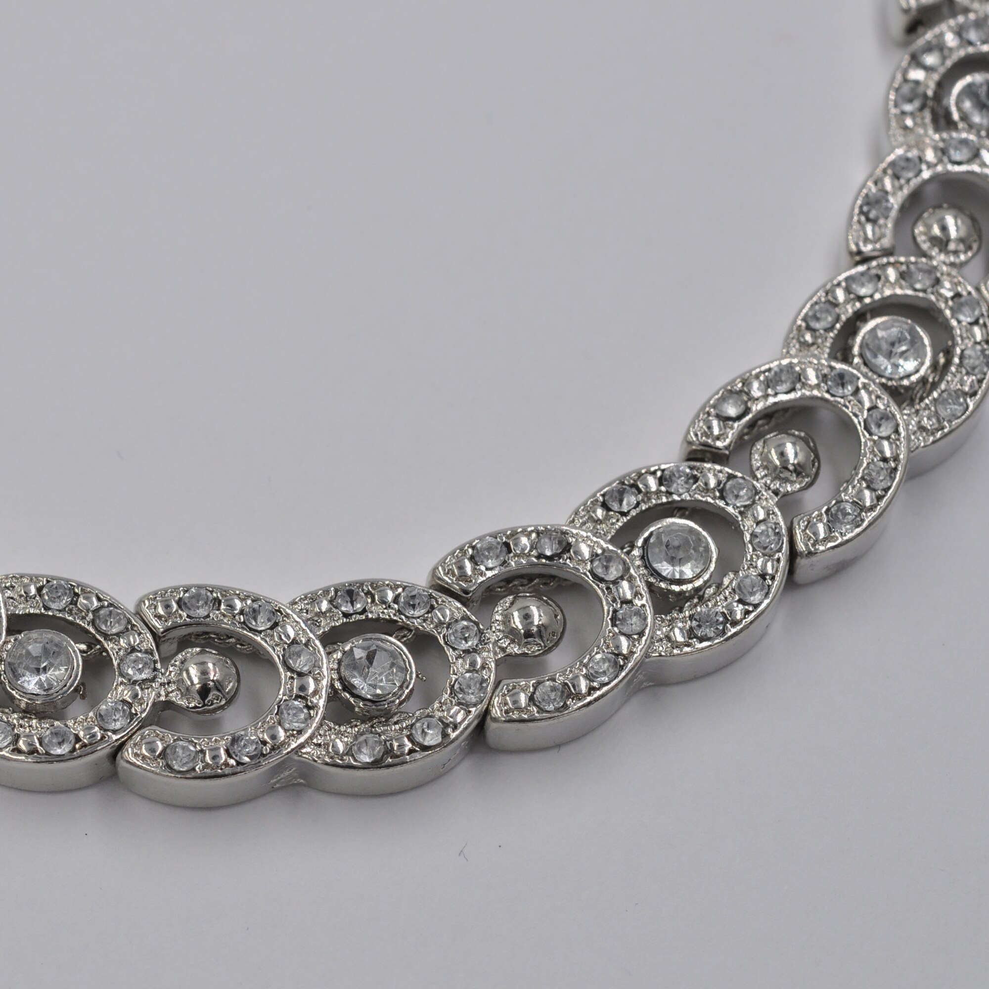 Steuer Modeschmuck Halskette Metall silber Hufeisen Elemente