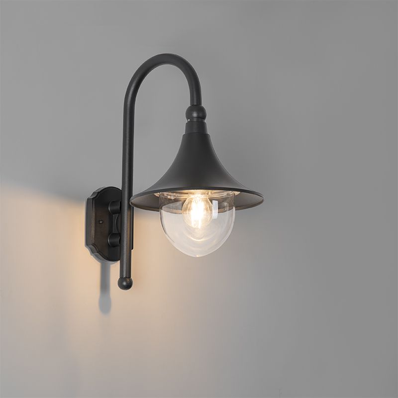 Klassieke buiten wandlamp zwart IP44 - Daphne