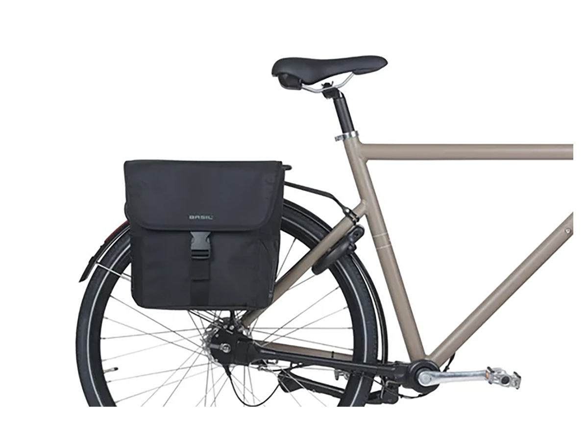 Basil GO 32 Liter dubbele fietstas - Black