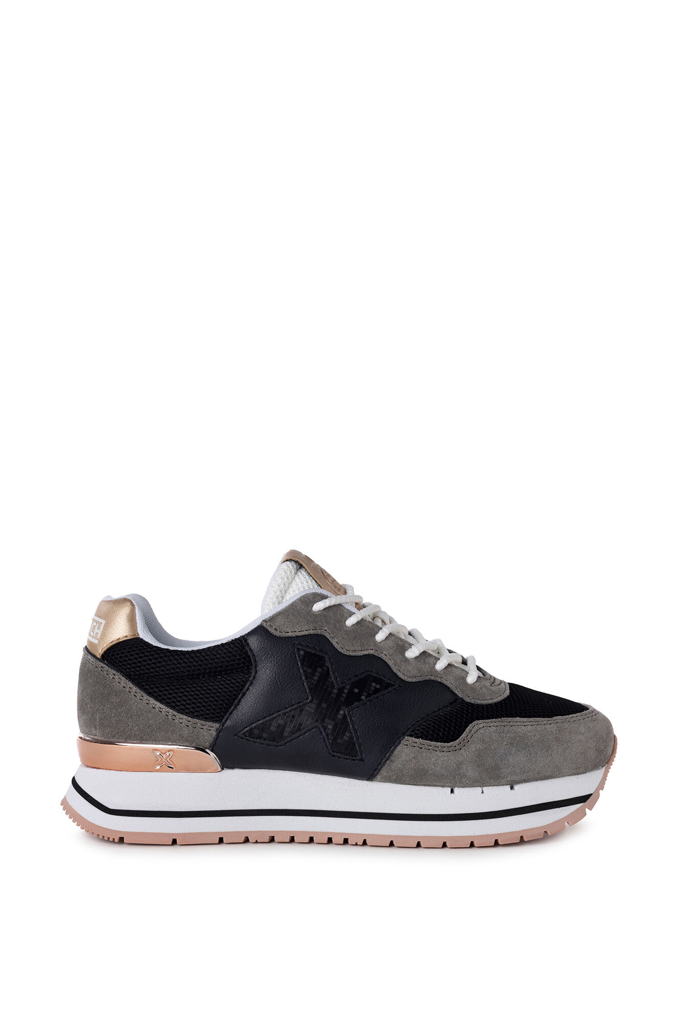 Tênis Dash Sky - preto