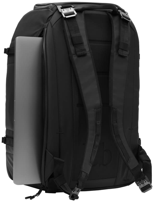 Db Ramverk Pro 32 l rygsæk (black out)