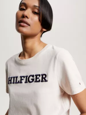 Camiseta Hilfiger Monotype com bordado