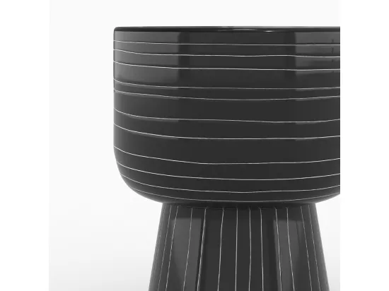 Table d'appoint ronde en métal noir D34 cm - Zita
