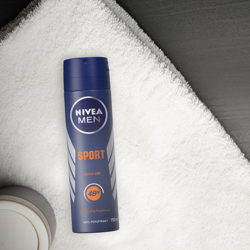 NIVEA MEN Sport Deodorant Spray - Quick Dry Anti-Transpirant - 6 x 150 ml - Voordeelverpakking