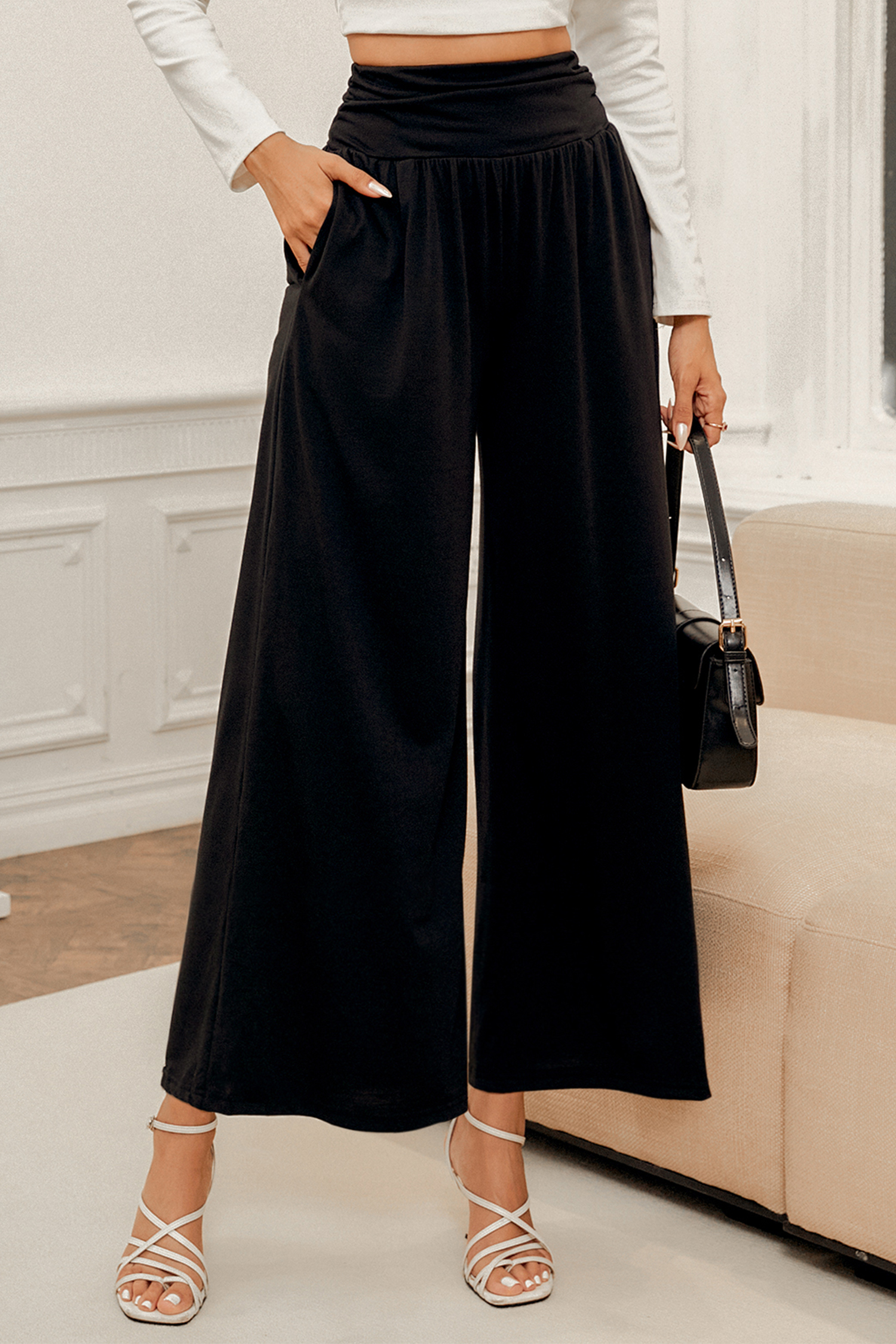 Pantalon à jambe large ruché onyx
