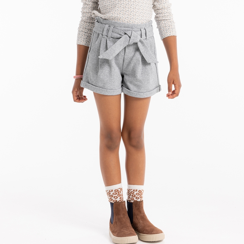 Short en maille à taille haute ceinturée gris fille