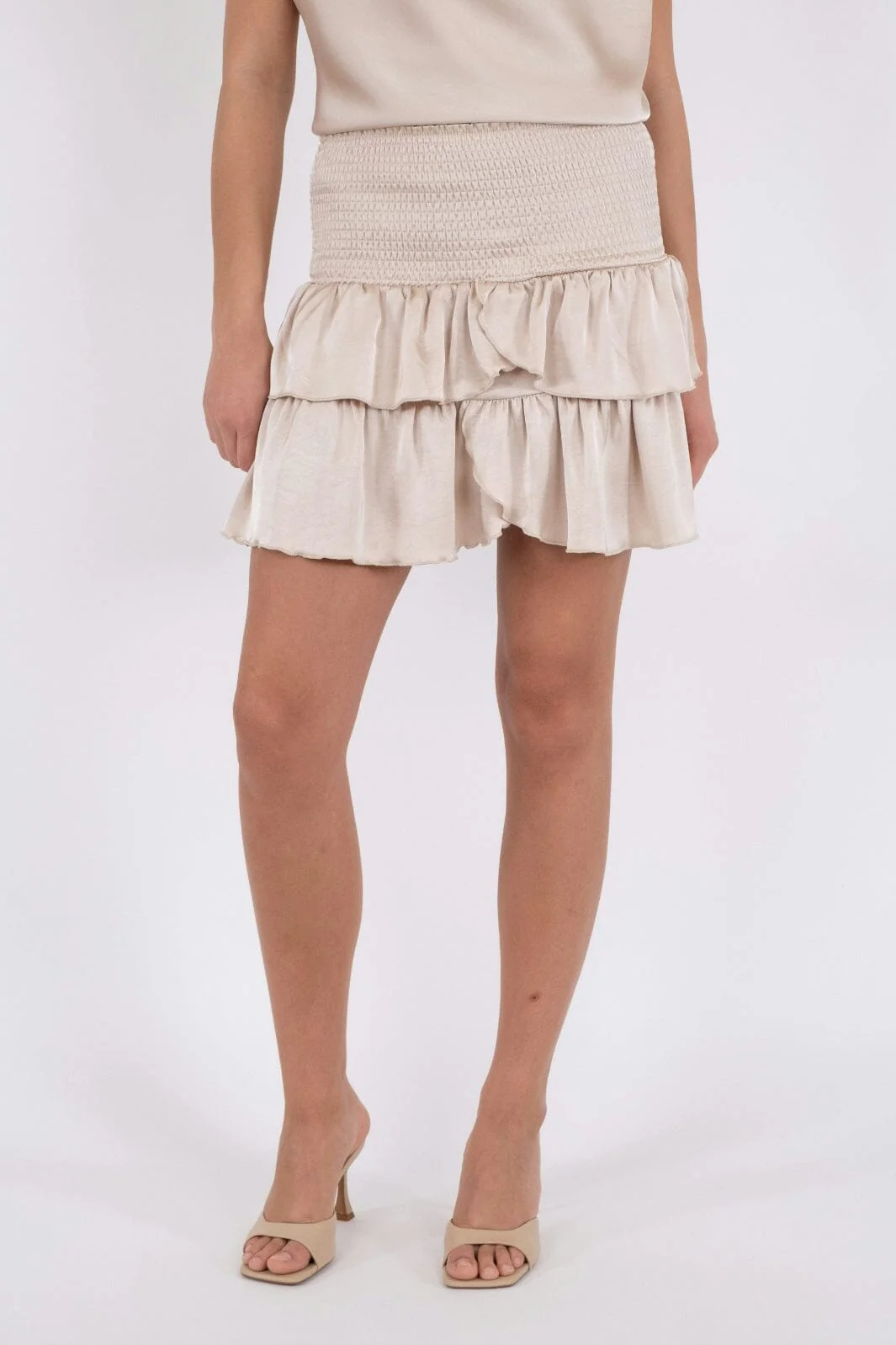 Neo Noir Carin Heavy Sateen Skirt champagne