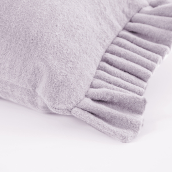 Sierkussen ruffled lila - l55xb35xh10cm